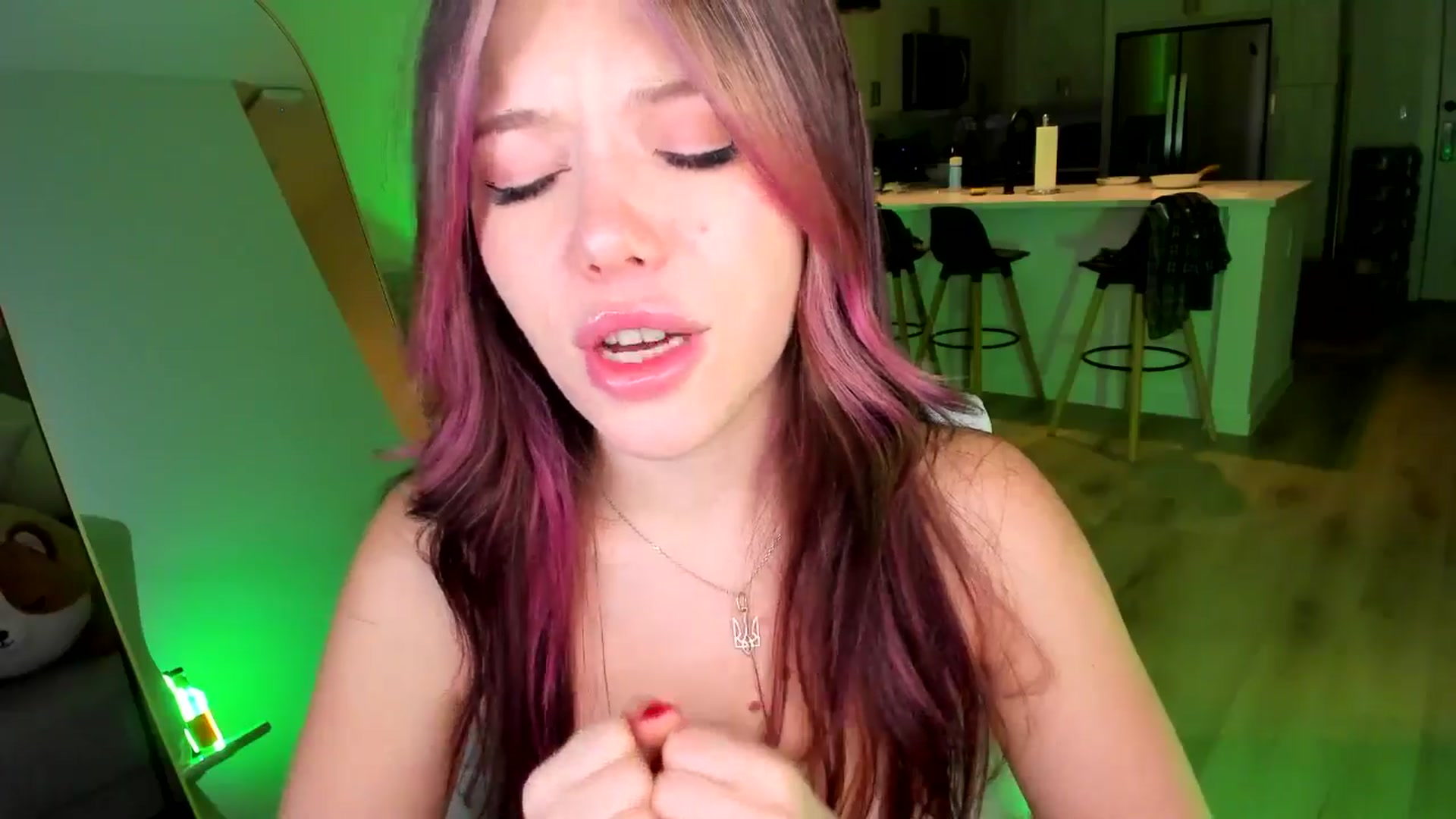 Gallery image thumbnail from Just_Vi's myfreecams stream on, 03/18/2025, 06:16 image 19 of 20