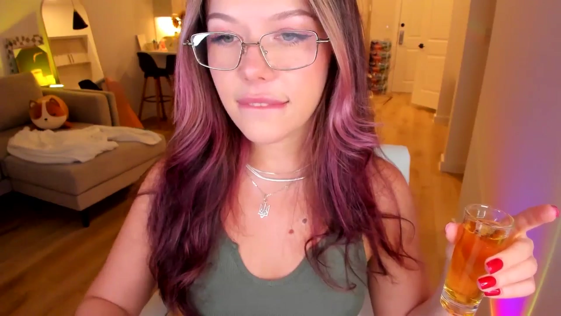 Gallery image thumbnail from Just_Vi's myfreecams stream on, 03/30/2025, 03:24 image 3 of 20