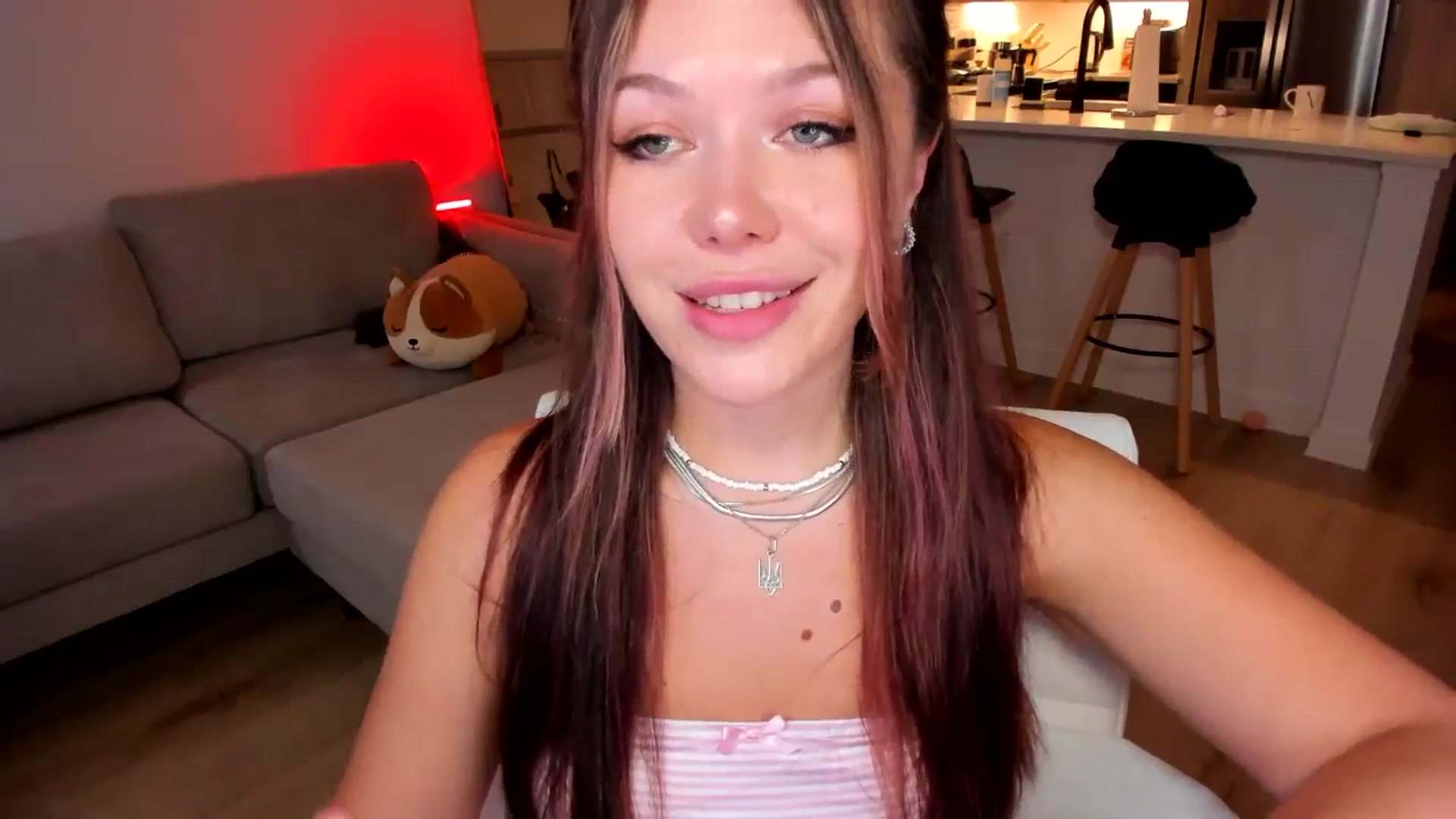 Gallery image thumbnail from Just_Vi's myfreecams stream on, 04/04/2025, 01:27 image 7 of 20