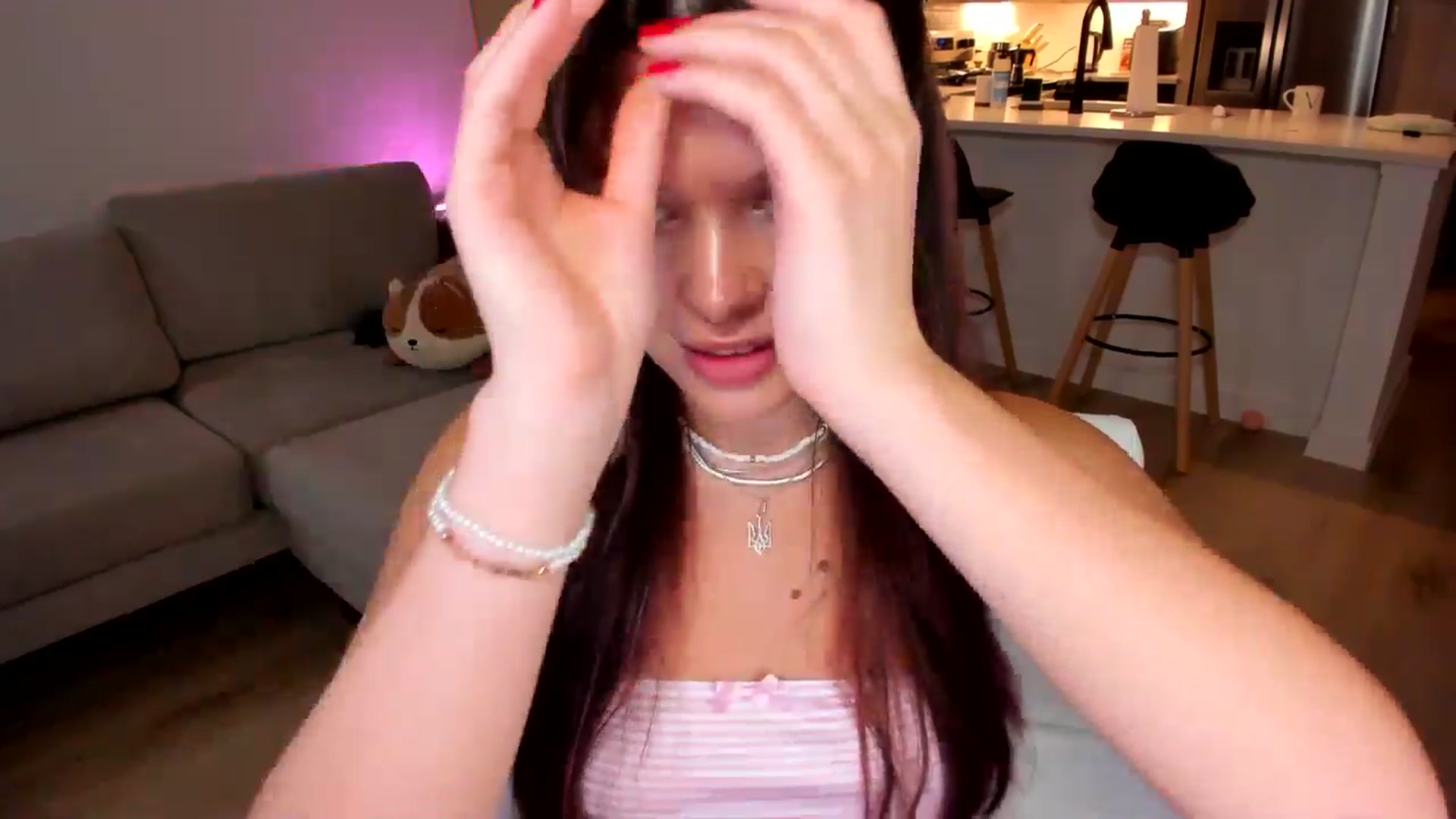 Gallery image thumbnail from Just_Vi's myfreecams stream on, 04/04/2025, 01:27 image 4 of 20