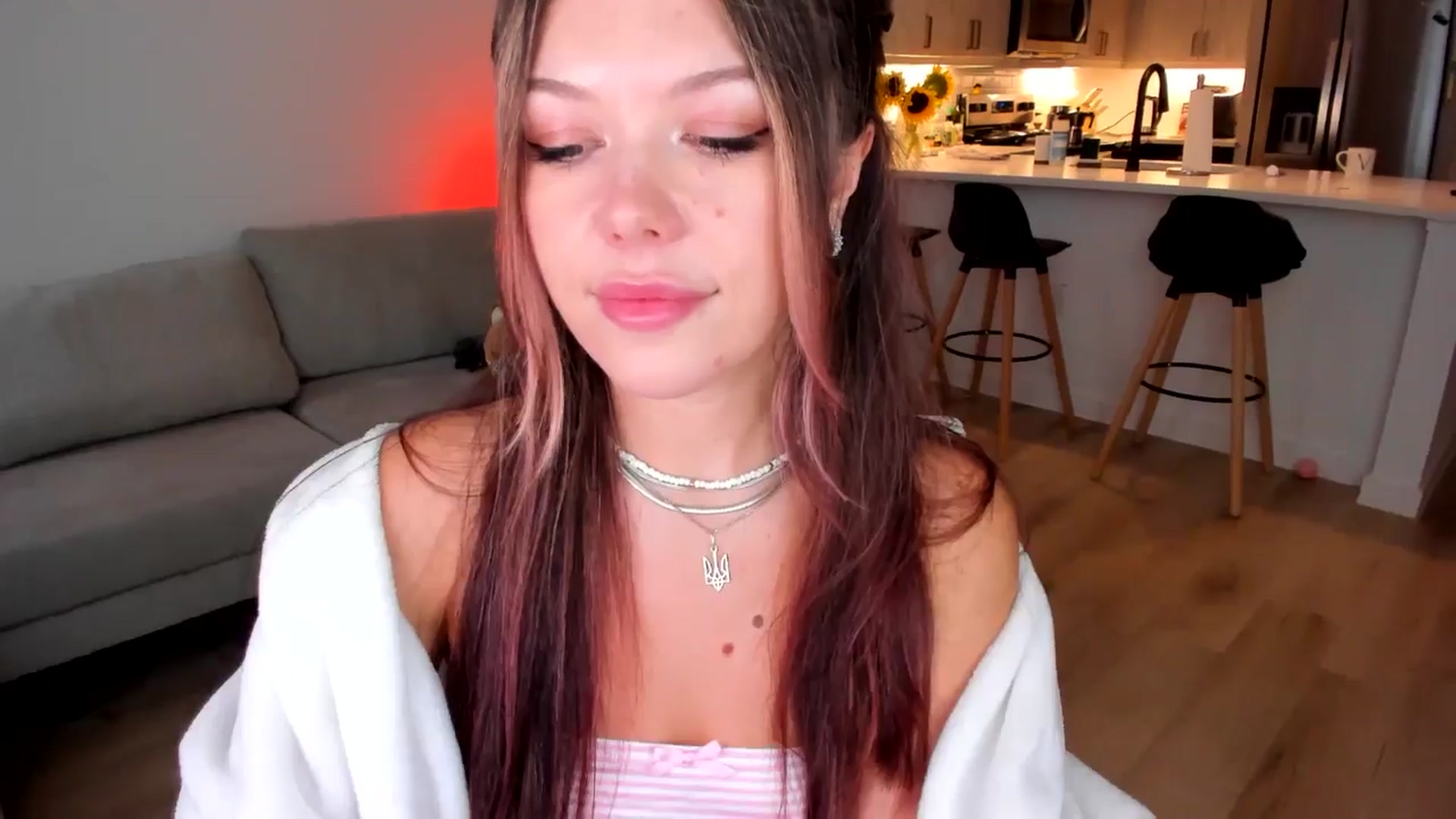 Gallery image thumbnail from Just_Vi's myfreecams stream on, 04/04/2025, 05:56 image 3 of 20