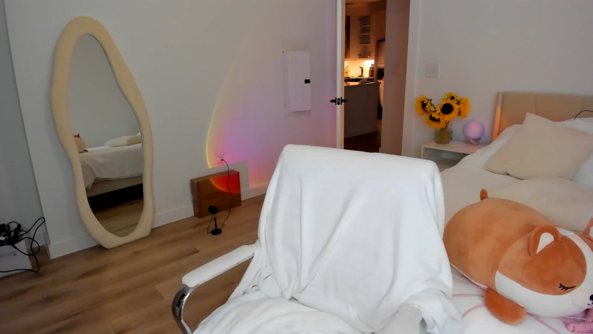 Gallery image thumbnail from Just_Vi's myfreecams stream on, 04/05/2025, 05:53 image 18 of 20