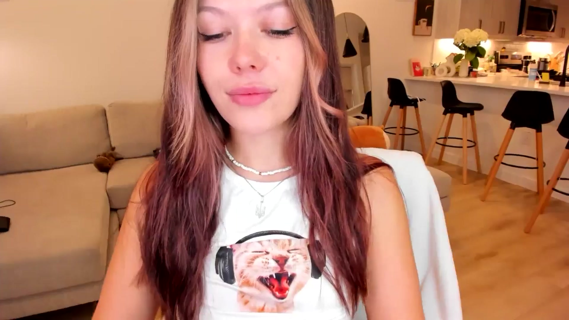 Gallery image thumbnail from Just_Vi's myfreecams stream on, 04/10/2025, 02:50 image 20 of 20