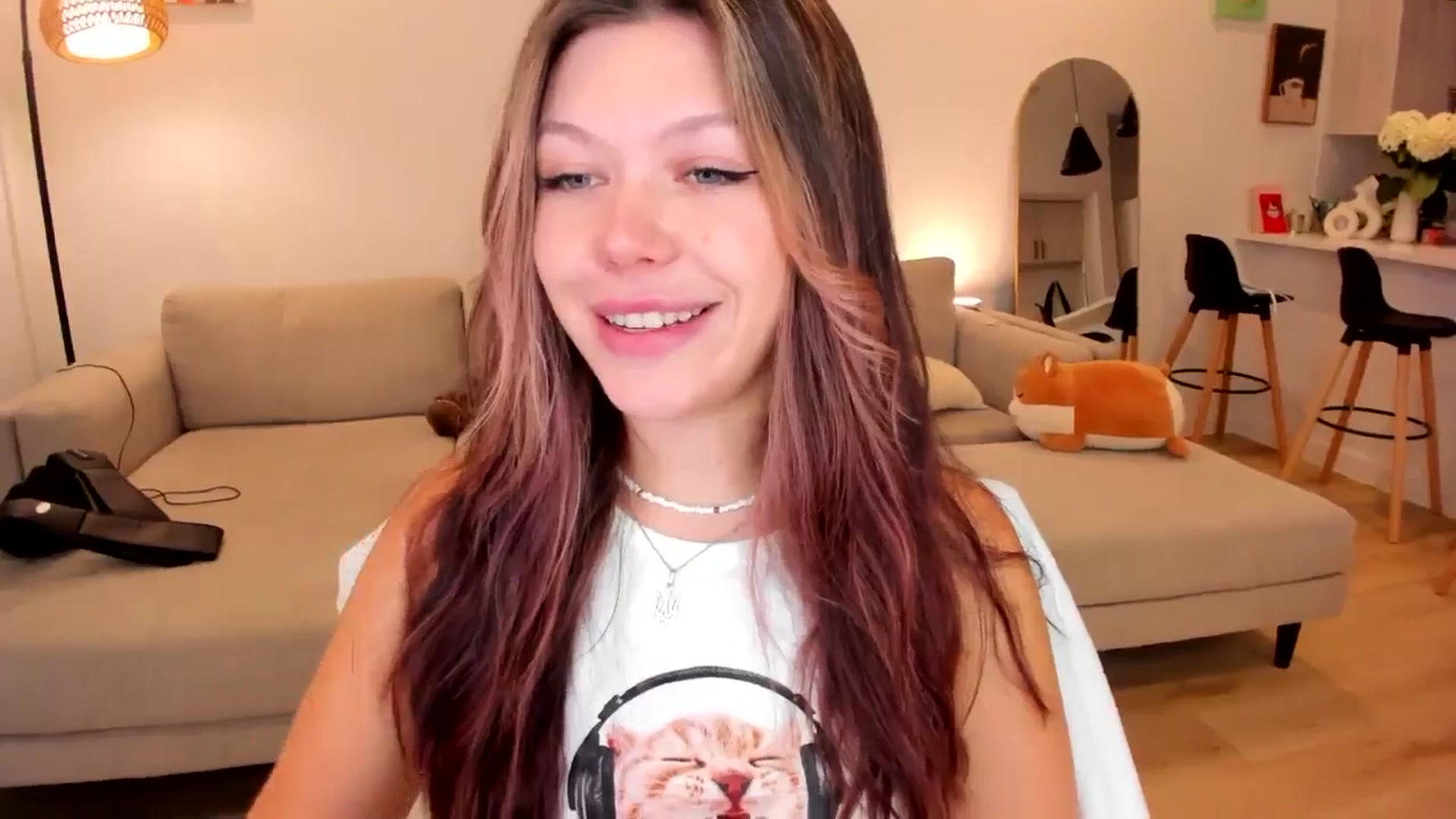 Gallery image thumbnail from Just_Vi's myfreecams stream on, 04/10/2025, 02:50 image 5 of 20