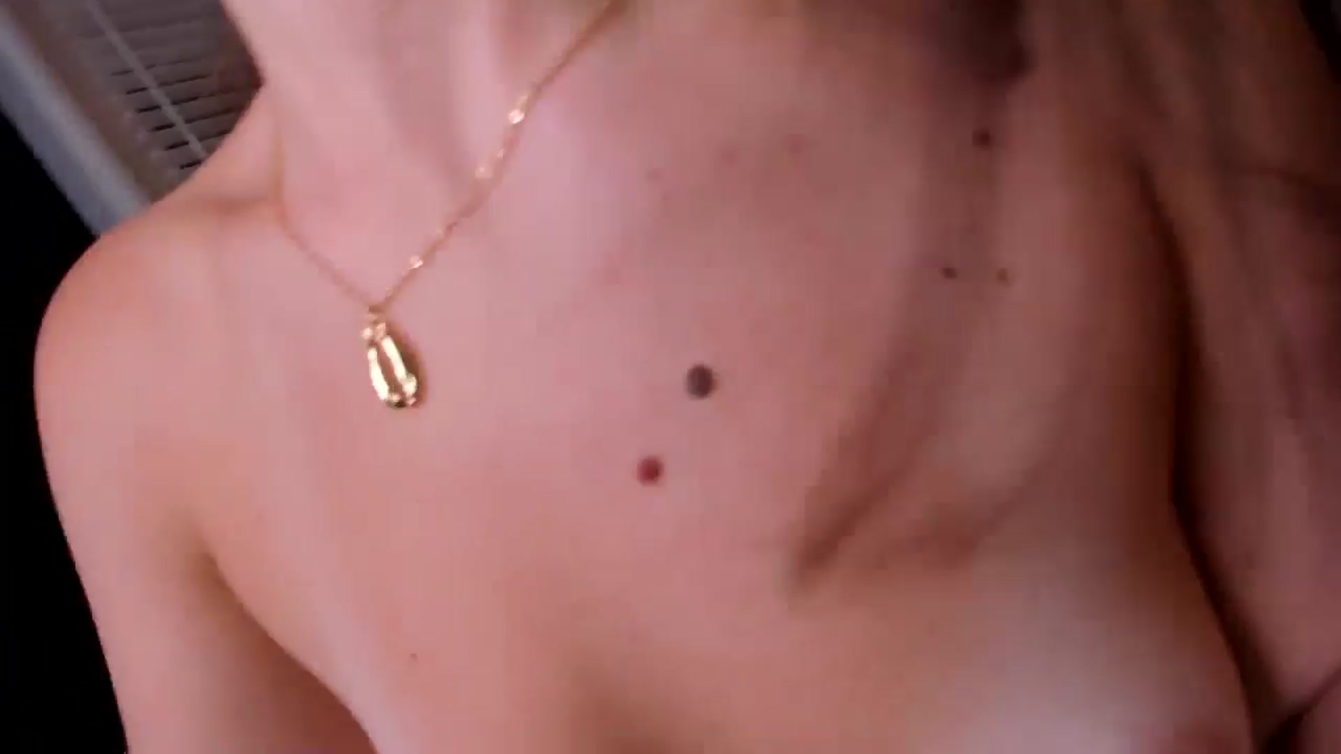 Gallery image thumbnail from Just_Vi's myfreecams stream on, 04/20/2025, 07:01 image 8 of 20