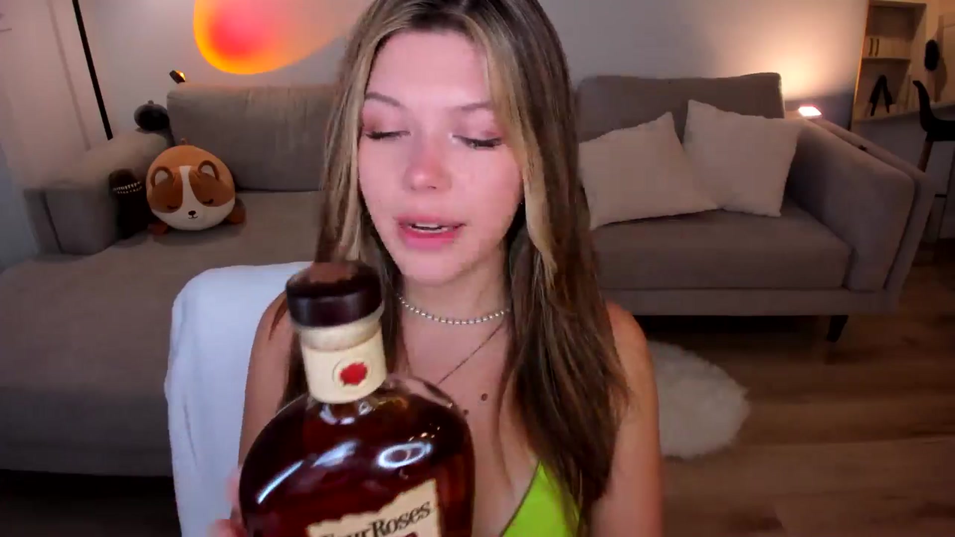 Gallery image thumbnail from Just_Vi's myfreecams stream on, 04/25/2025, 02:39 image 5 of 20