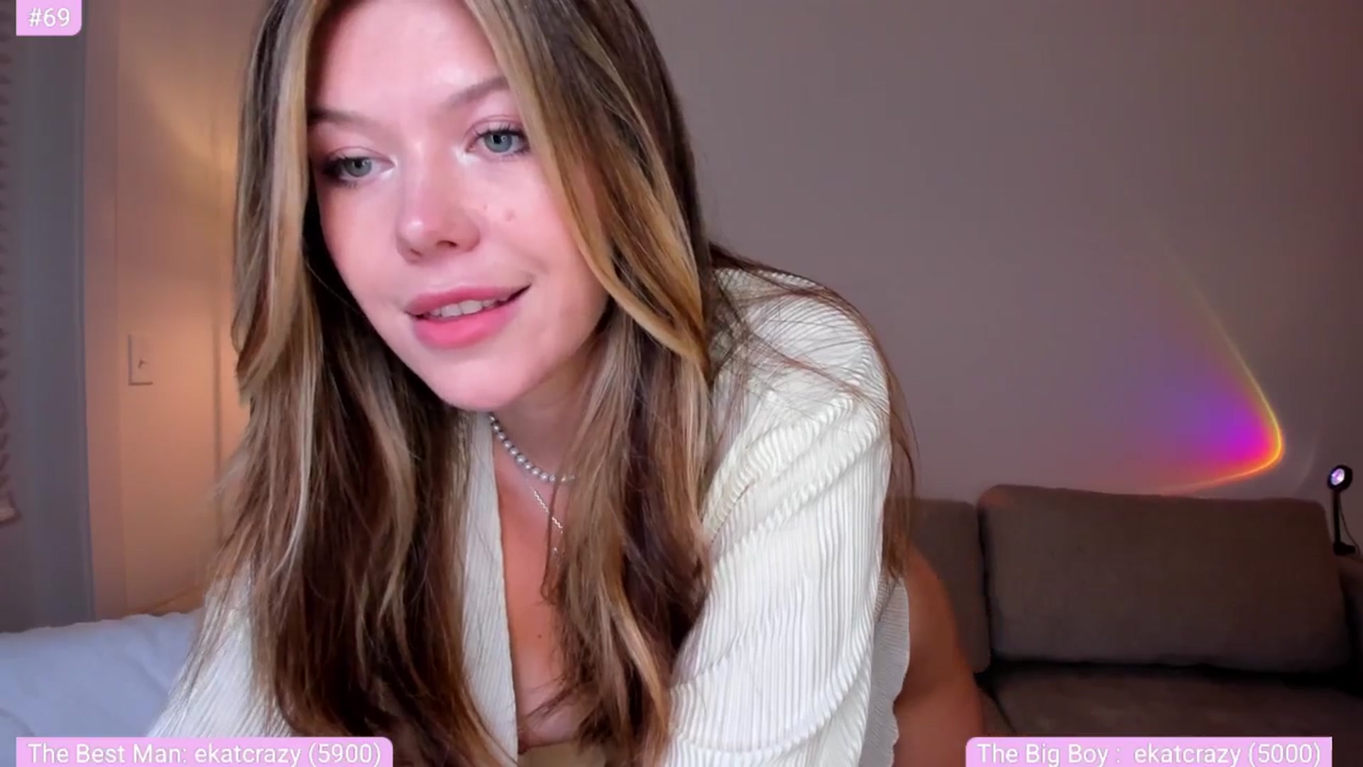 Gallery image thumbnail from Just_Vi's myfreecams stream on, 05/02/2025, 05:56 image 12 of 20