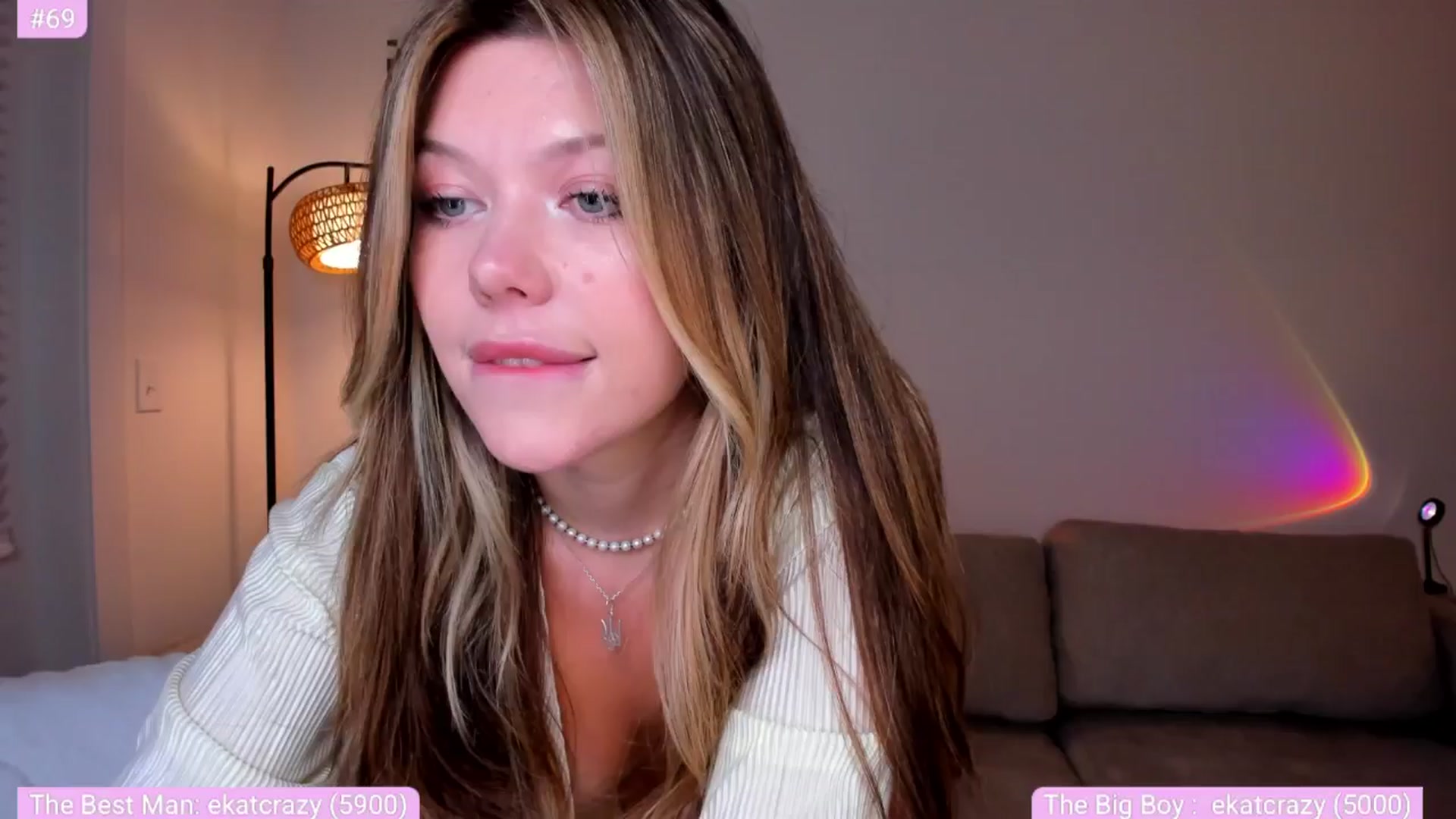 Gallery image thumbnail from Just_Vi's myfreecams stream on, 05/02/2025, 05:56 image 9 of 20