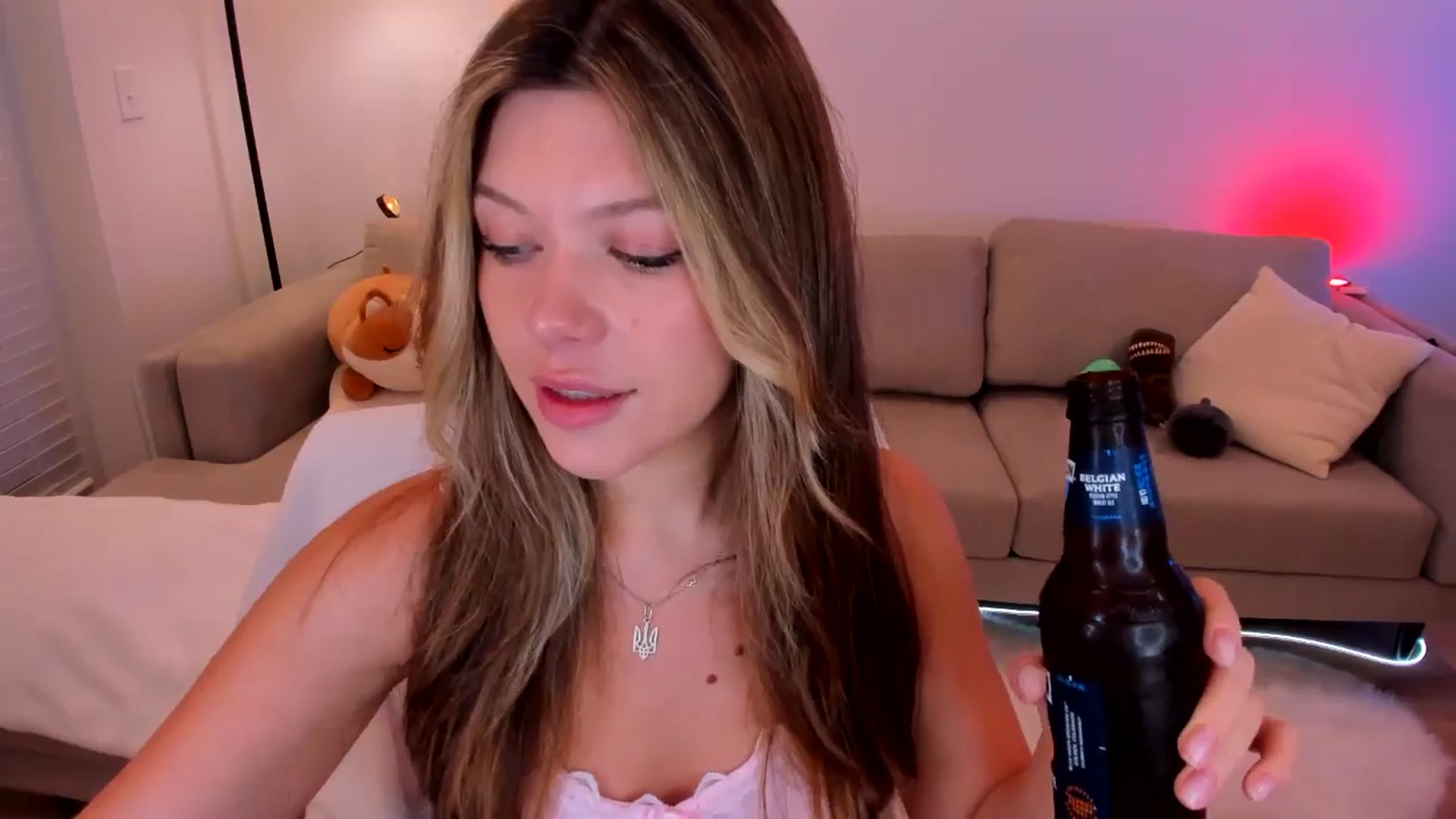 Gallery image thumbnail from Just_Vi's myfreecams stream on, 05/03/2025, 01:54 image 7 of 20