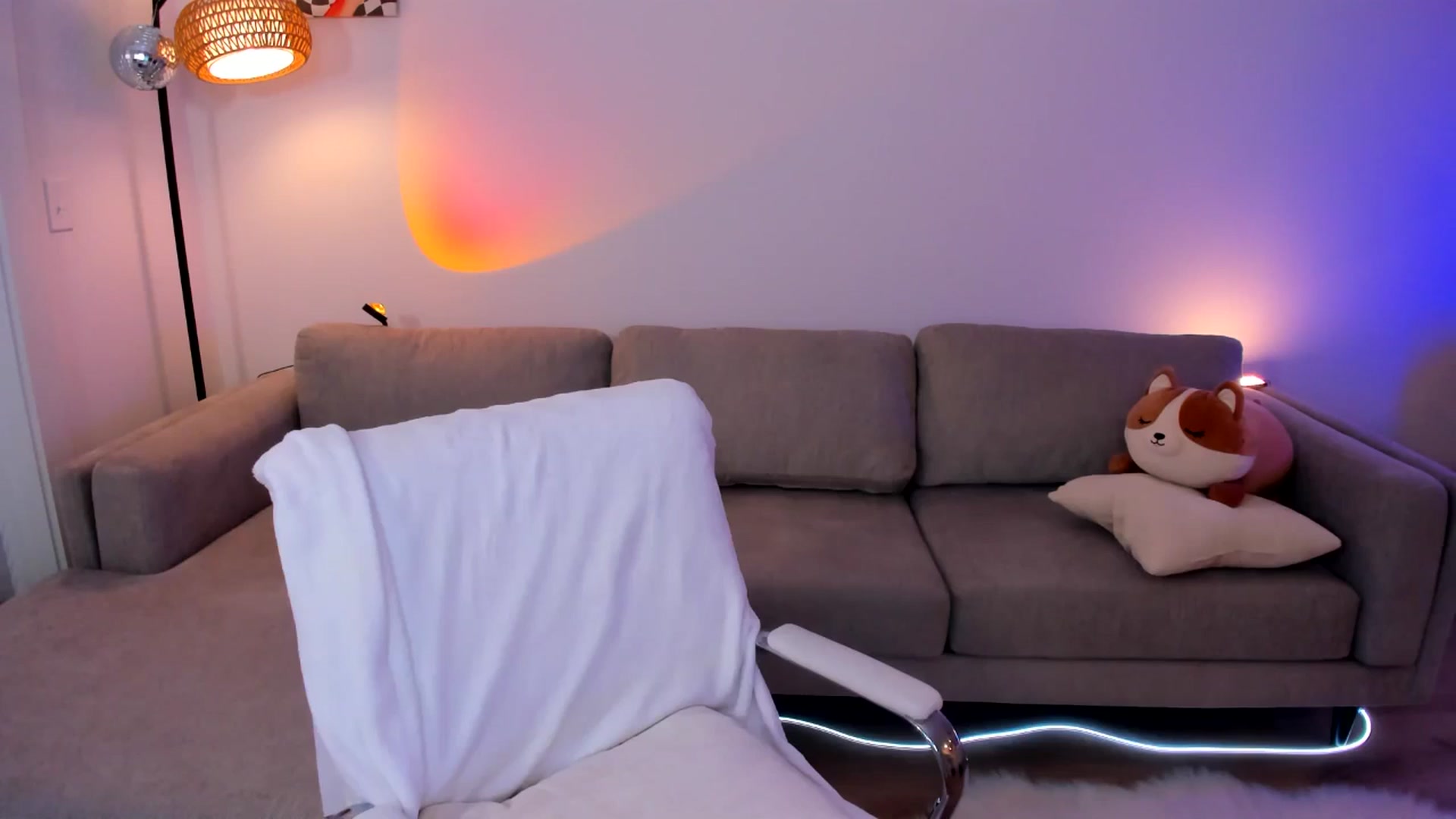 Gallery image thumbnail from Just_Vi's myfreecams stream on, 05/10/2025, 01:58 image 9 of 20