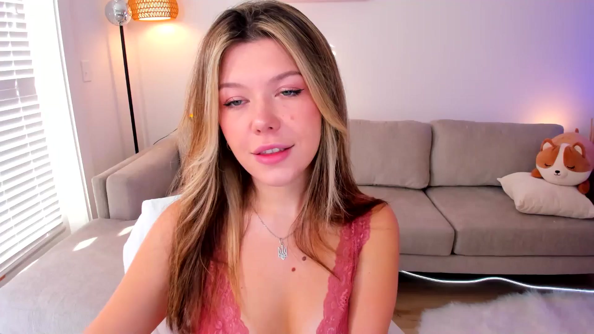 Gallery image thumbnail from Just_Vi's myfreecams stream on, 05/13/2025, 05:01 image 1 of 20