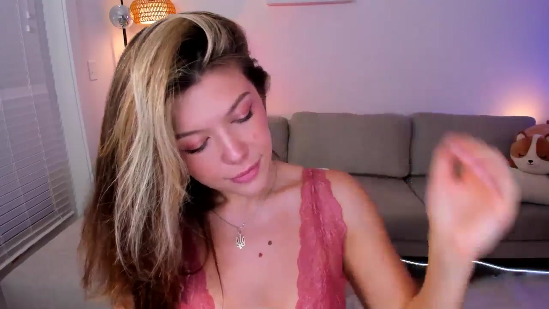 Gallery image thumbnail from Just_Vi's myfreecams stream on, 05/13/2025, 05:01 image 7 of 20