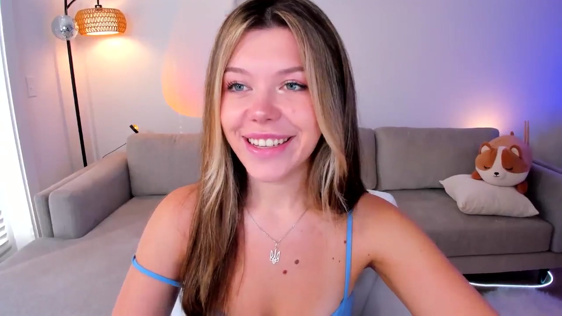 Gallery image thumbnail from Just_Vi's myfreecams stream on, 05/14/2025, 04:31 image 2 of 20