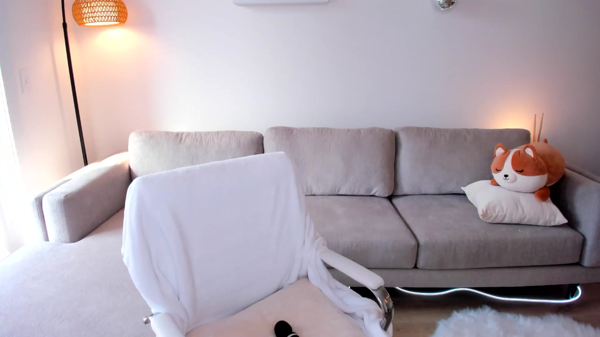 Gallery image thumbnail from Just_Vi's myfreecams stream on, 05/16/2025, 23:38 image 2 of 20