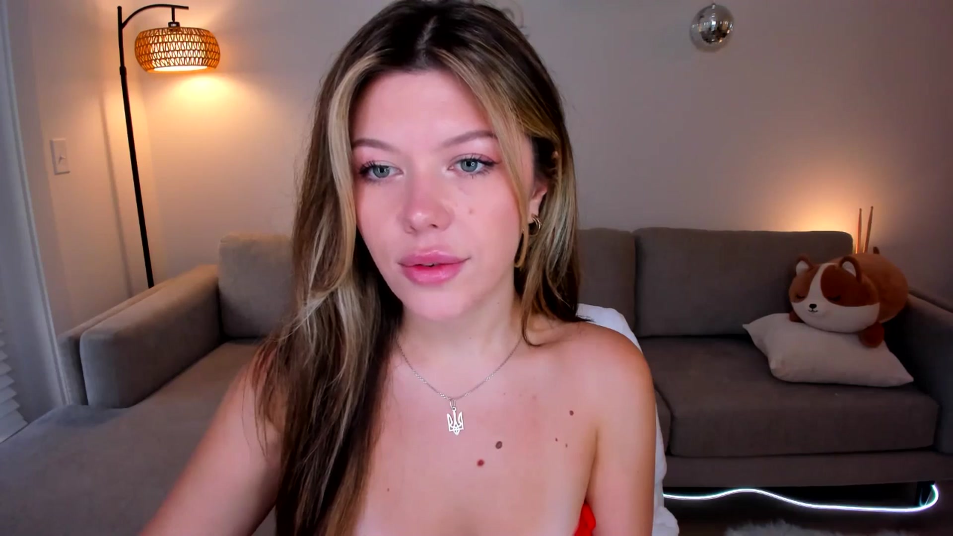 Gallery image thumbnail from Just_Vi's myfreecams stream on, 05/17/2025, 05:14 image 6 of 20