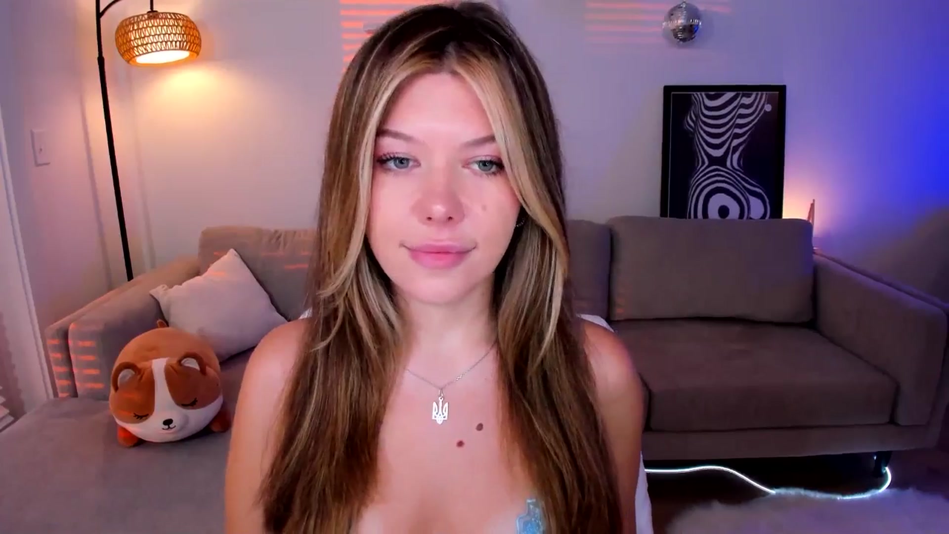 Gallery image thumbnail from Just_Vi's myfreecams stream on, 05/21/2025, 02:29 image 13 of 20