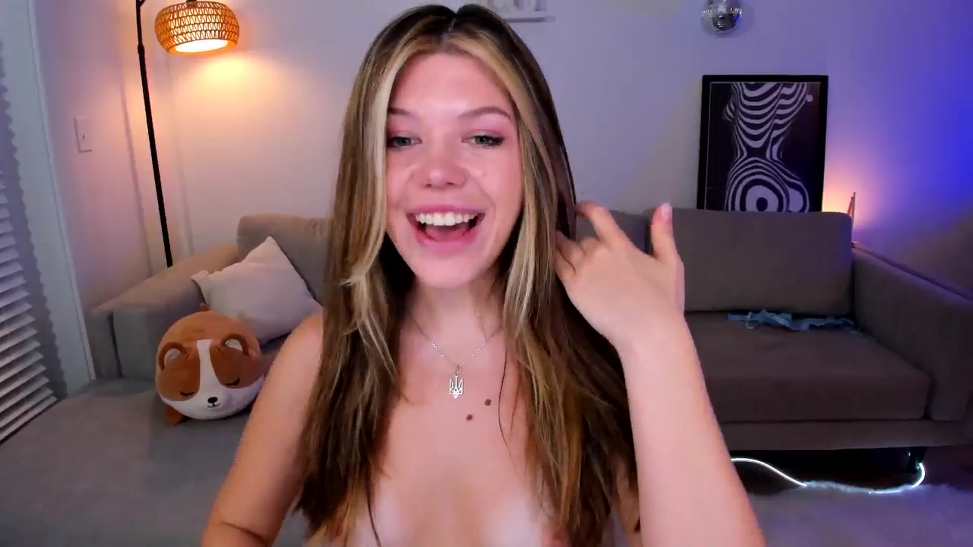 Gallery image thumbnail from Just_Vi's myfreecams stream on, 05/21/2025, 06:44 image 9 of 20