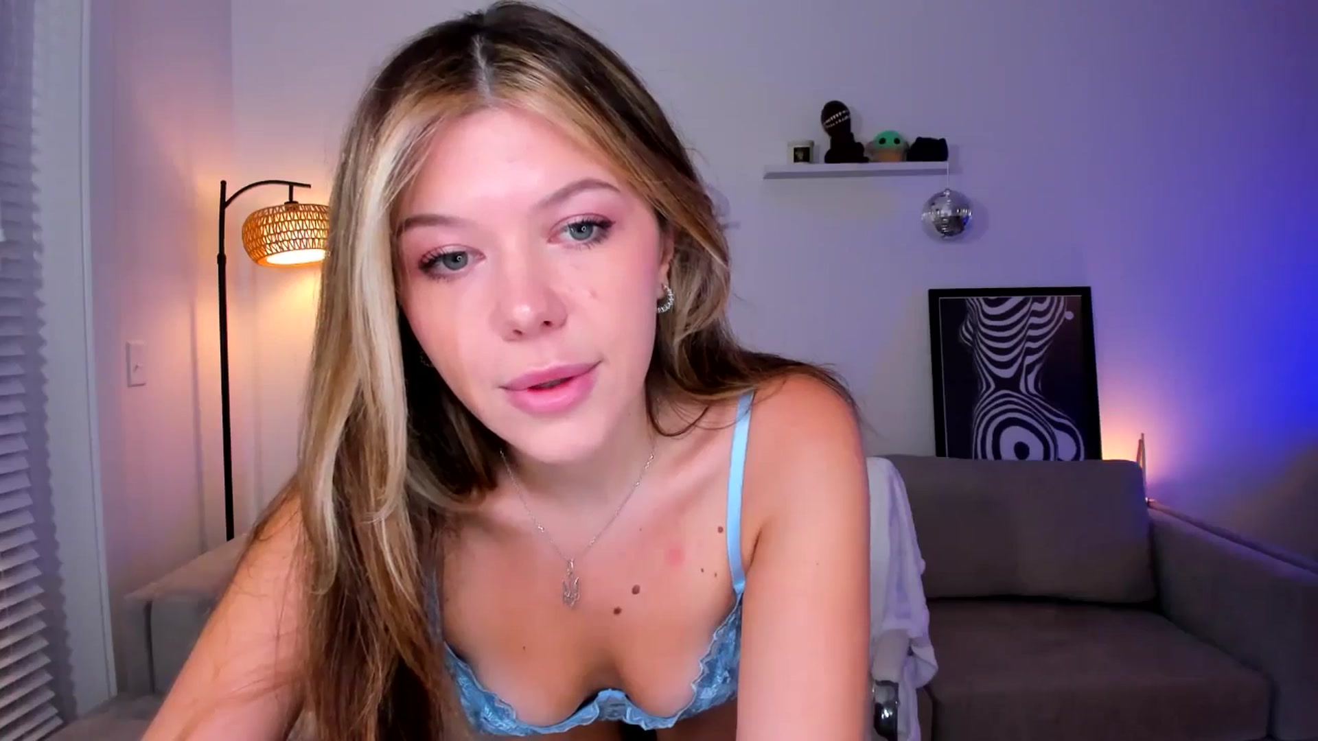 Gallery image thumbnail from Just_Vi's myfreecams stream on, 05/21/2025, 06:44 image 3 of 20