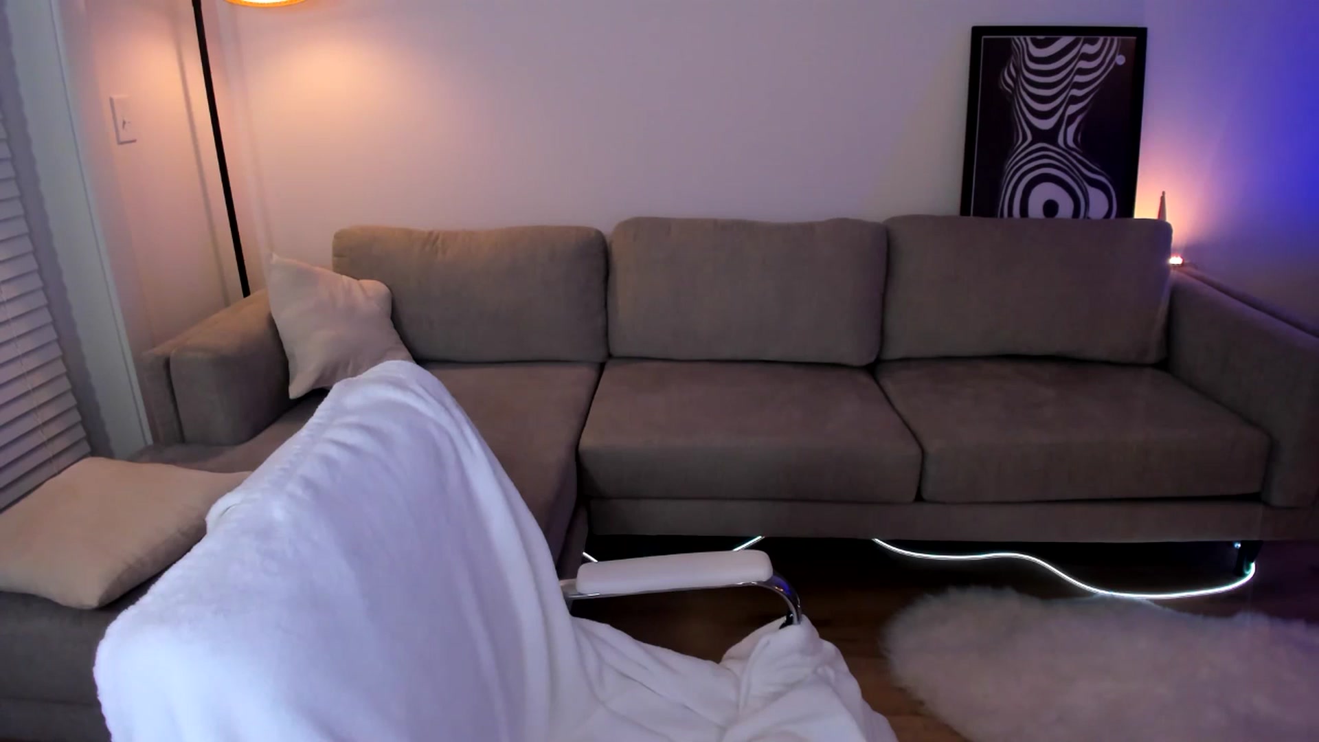Gallery image thumbnail from Just_Vi's myfreecams stream on, 05/26/2025, 07:27 image 11 of 20
