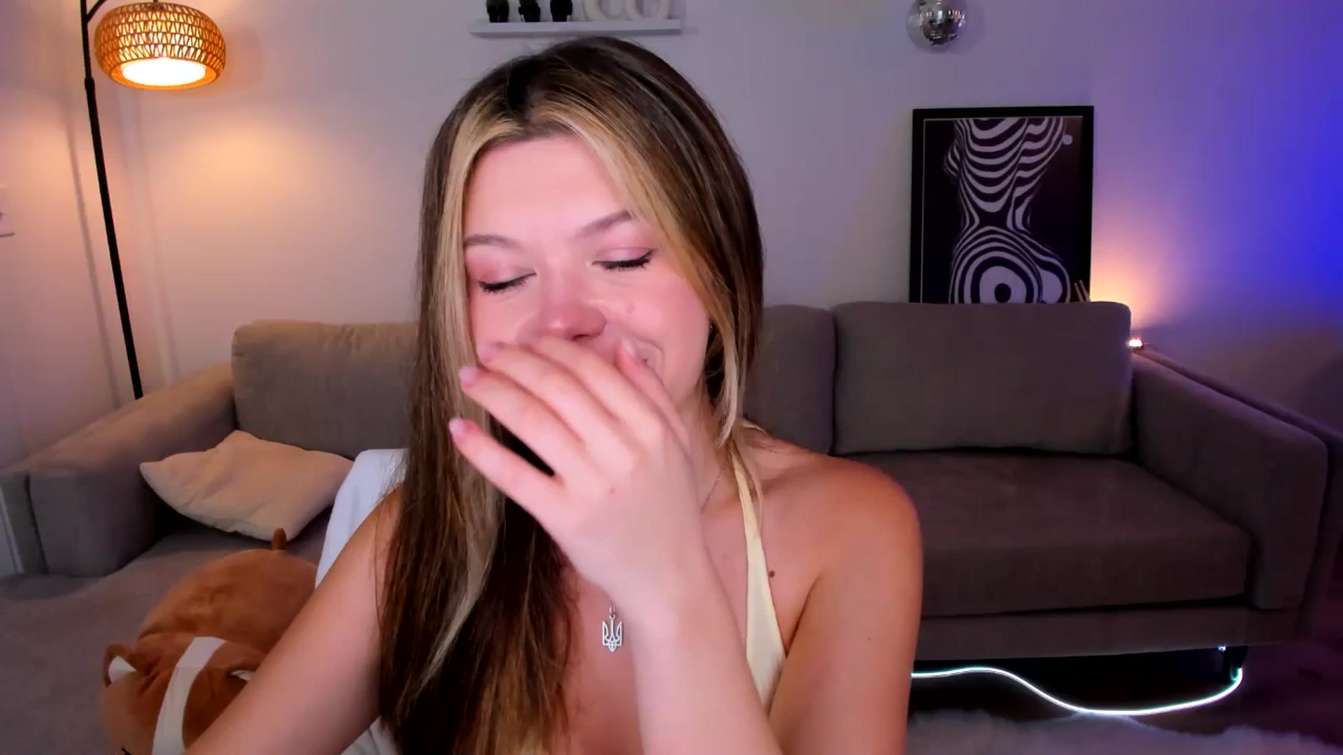 Gallery image thumbnail from Just_Vi's myfreecams stream on, 05/27/2025, 05:39 image 2 of 20