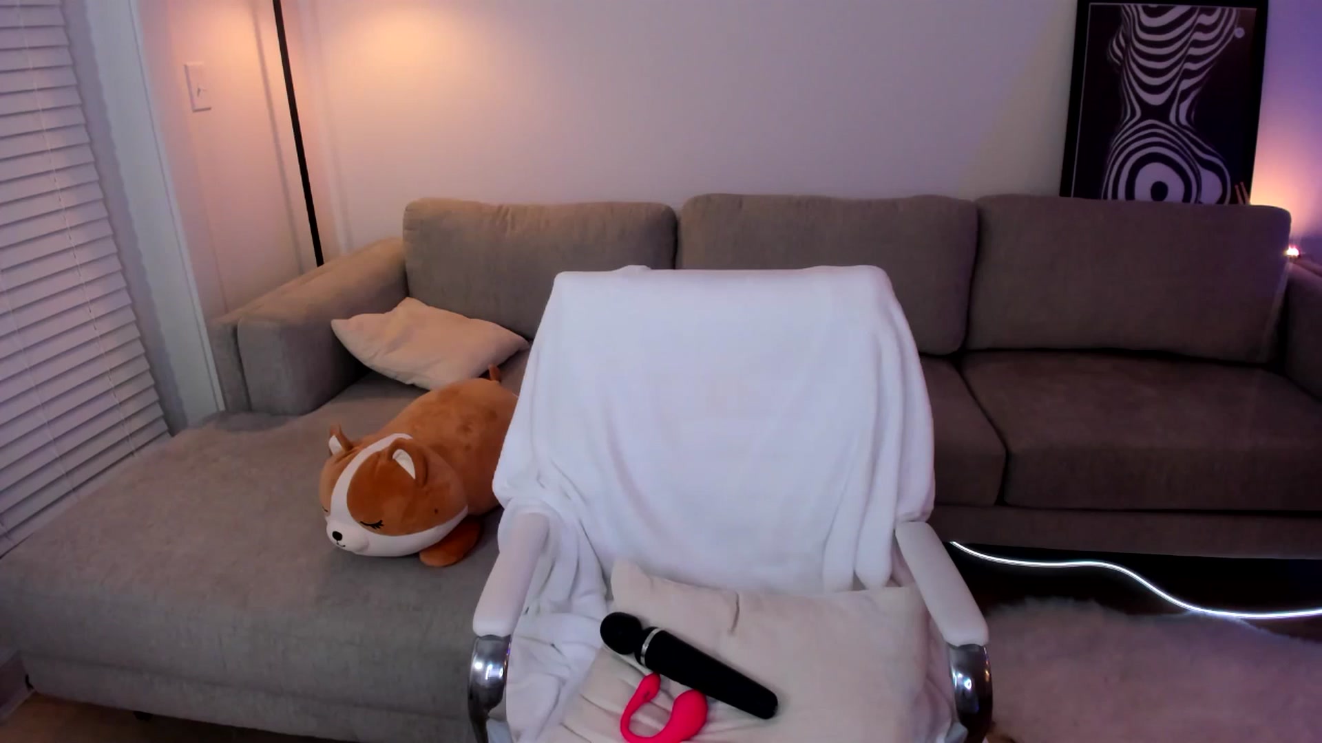 Gallery image thumbnail from Just_Vi's myfreecams stream on, 05/27/2025, 07:22 image 1 of 20