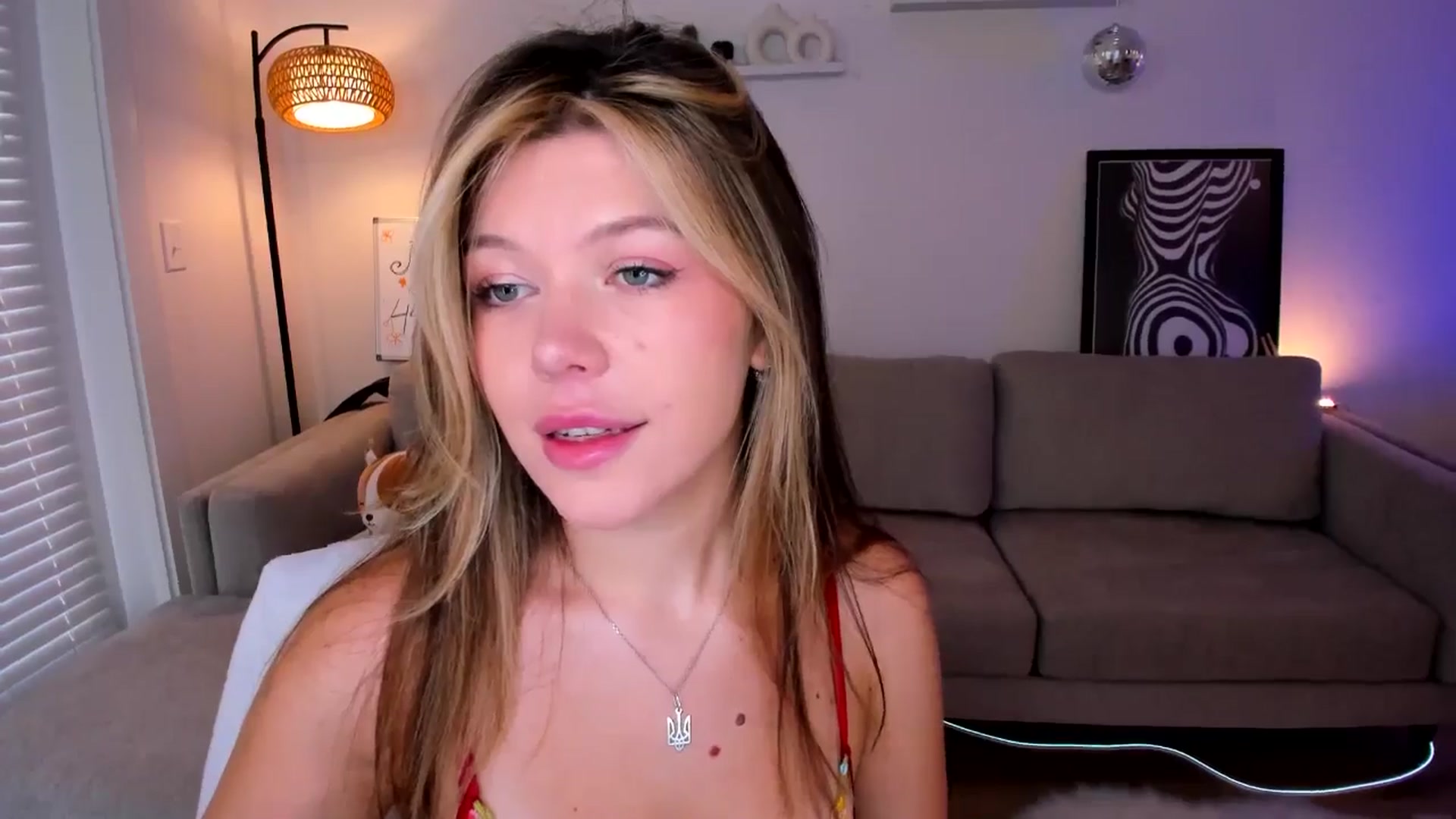 Gallery image thumbnail from Just_Vi's myfreecams stream on, 05/28/2025, 05:16 image 3 of 20