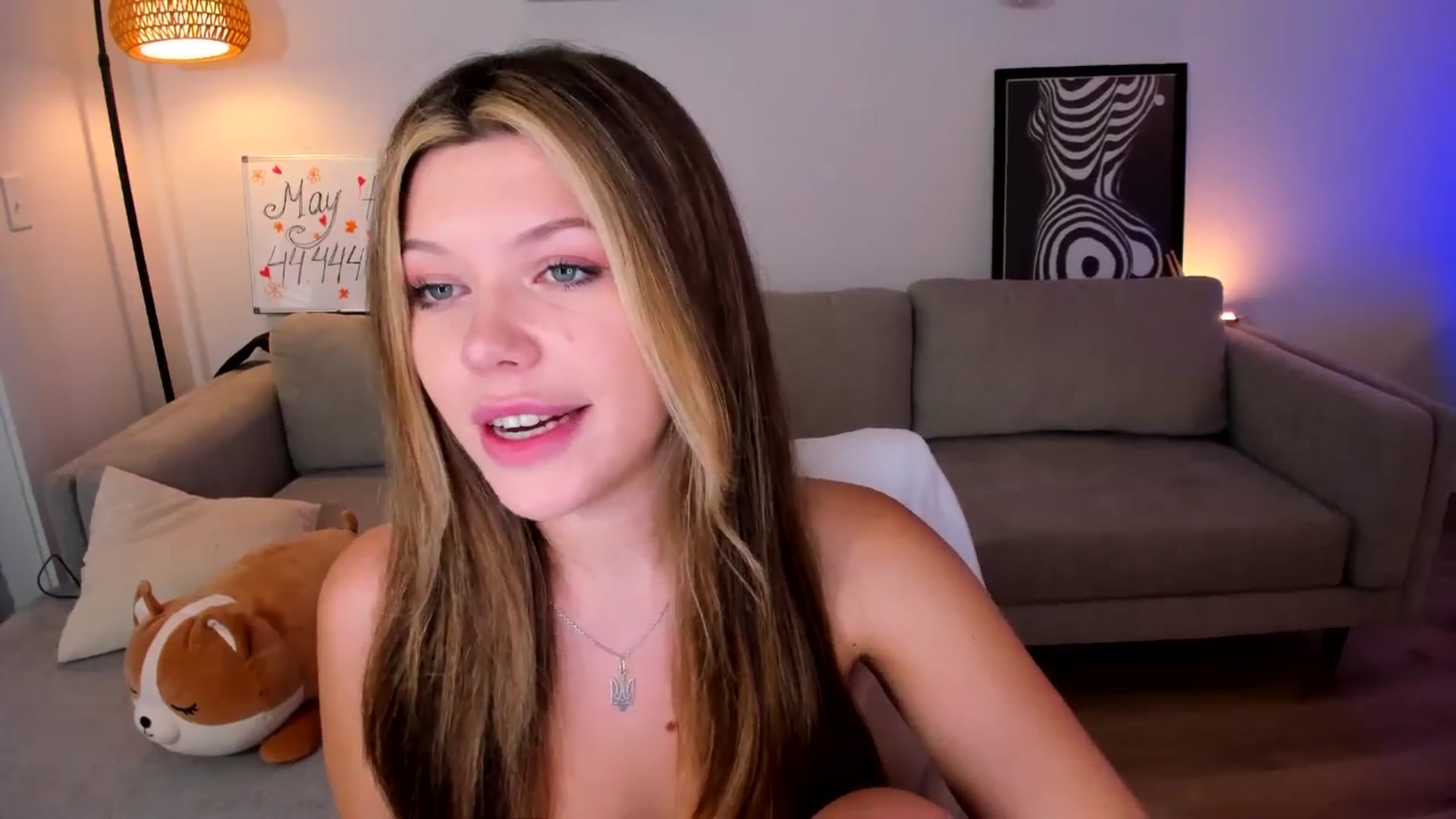 Gallery image thumbnail from Just_Vi's myfreecams stream on, 05/29/2025, 08:29 image 17 of 20