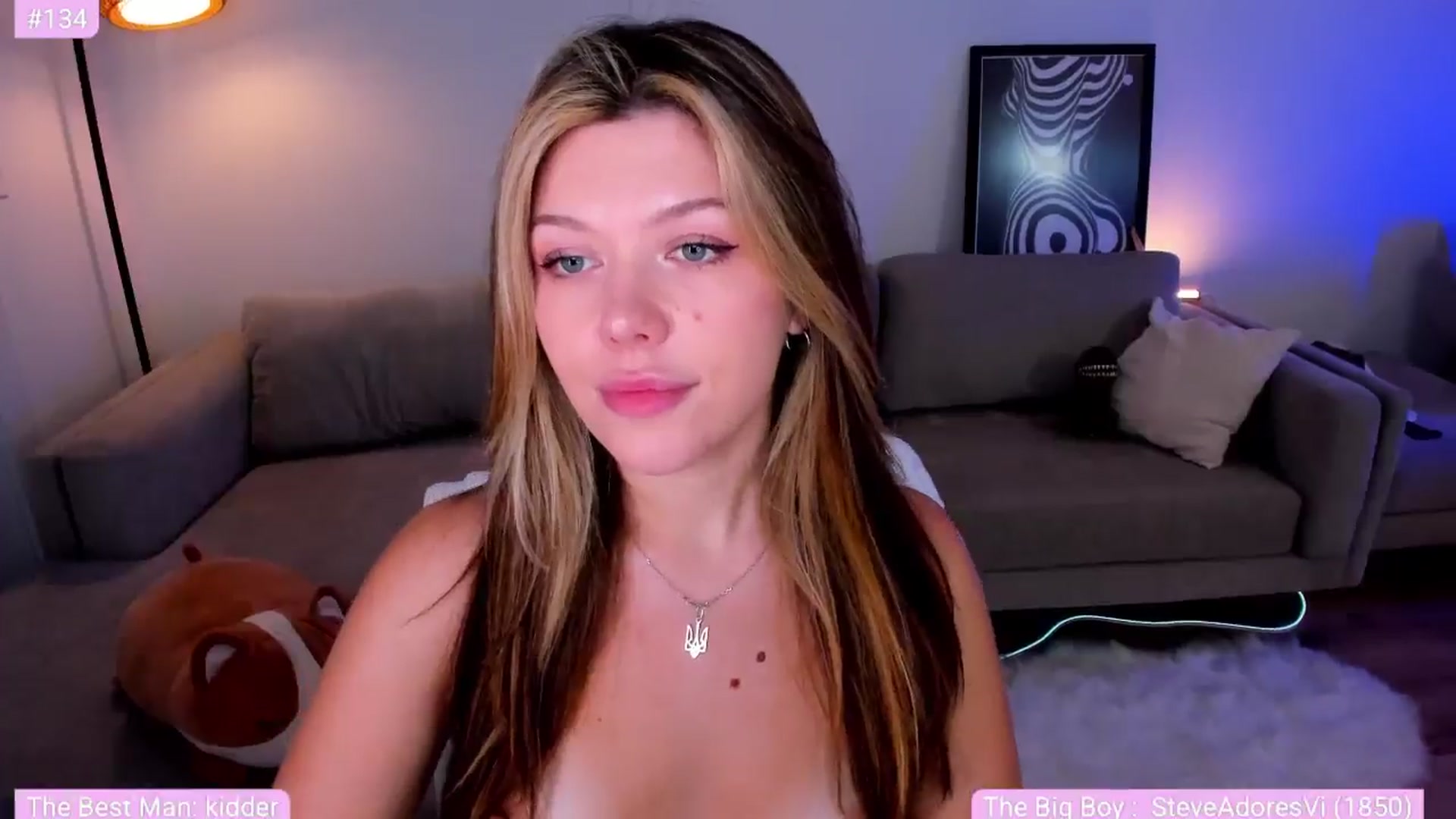 Gallery image thumbnail from Just_Vi's myfreecams stream on, 06/08/2025, 07:27 image 9 of 20