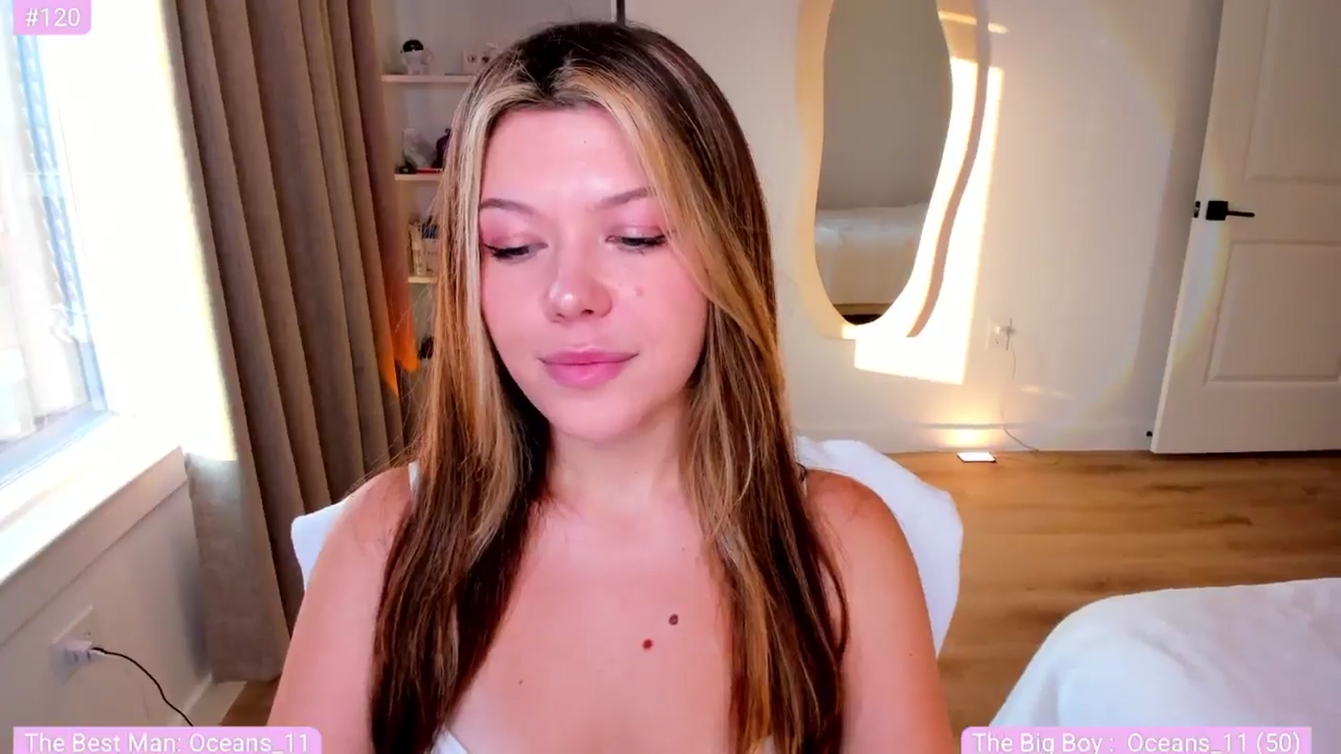 Gallery image thumbnail from Just_Vi's myfreecams stream on, 06/10/2025, 01:18 image 7 of 20