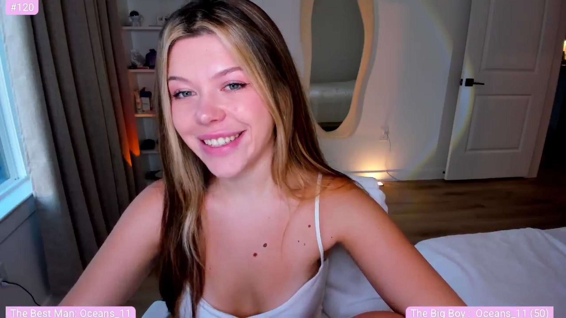 Gallery image thumbnail from Just_Vi's myfreecams stream on, 06/10/2025, 01:18 image 17 of 20