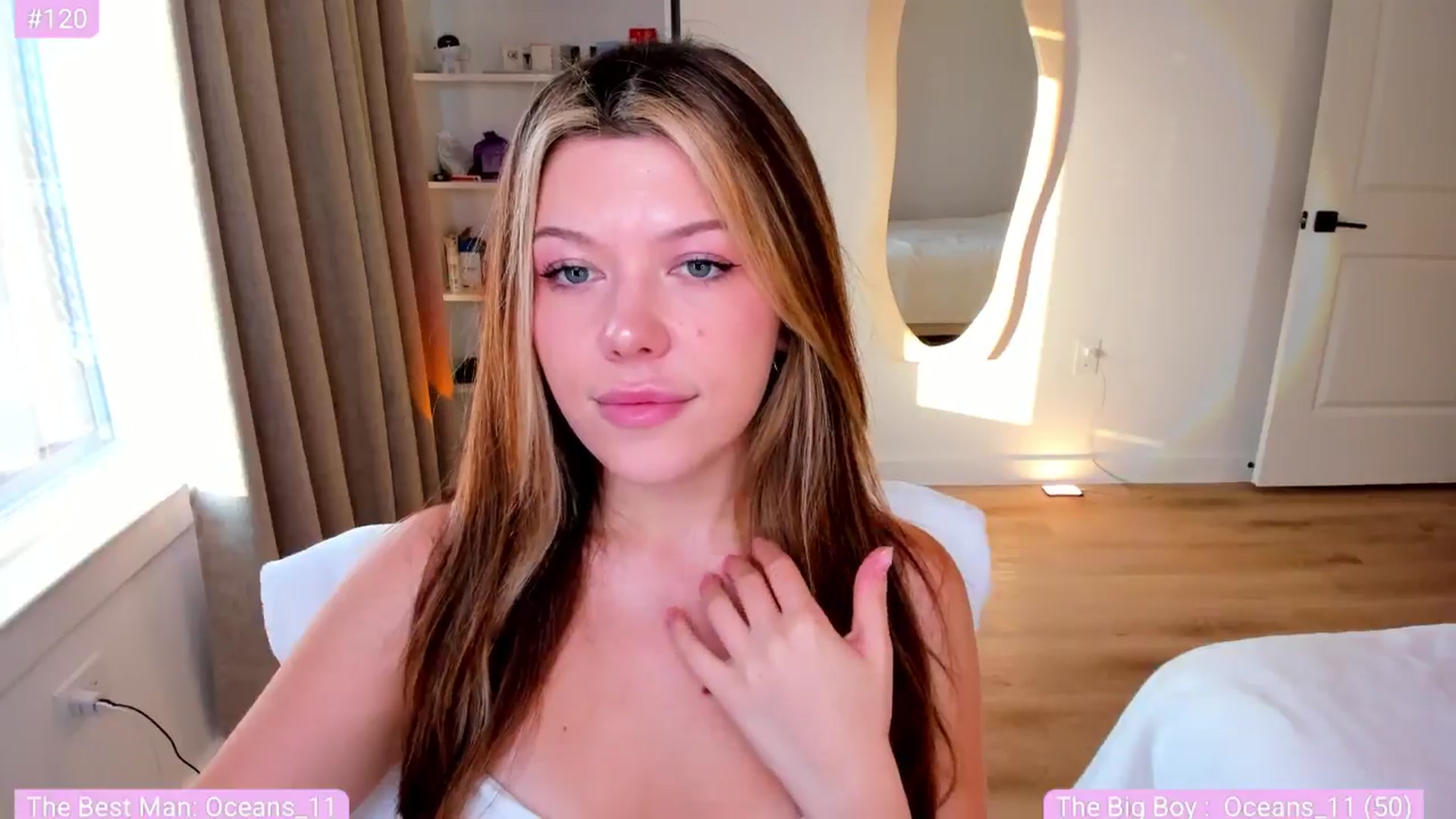 Gallery image thumbnail from Just_Vi's myfreecams stream on, 06/10/2025, 01:18 image 4 of 20