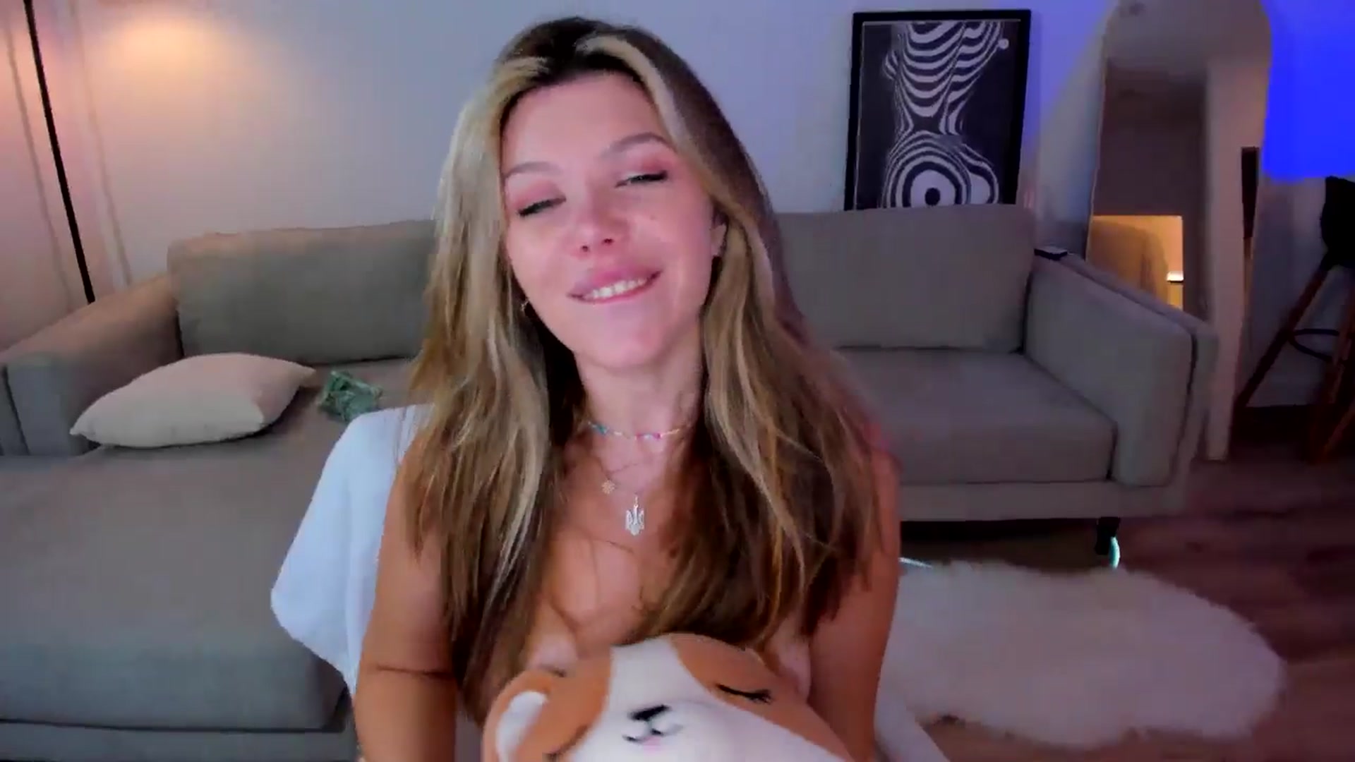 Gallery image thumbnail from Just_Vi's myfreecams stream on, 06/22/2025, 07:25 image 15 of 20