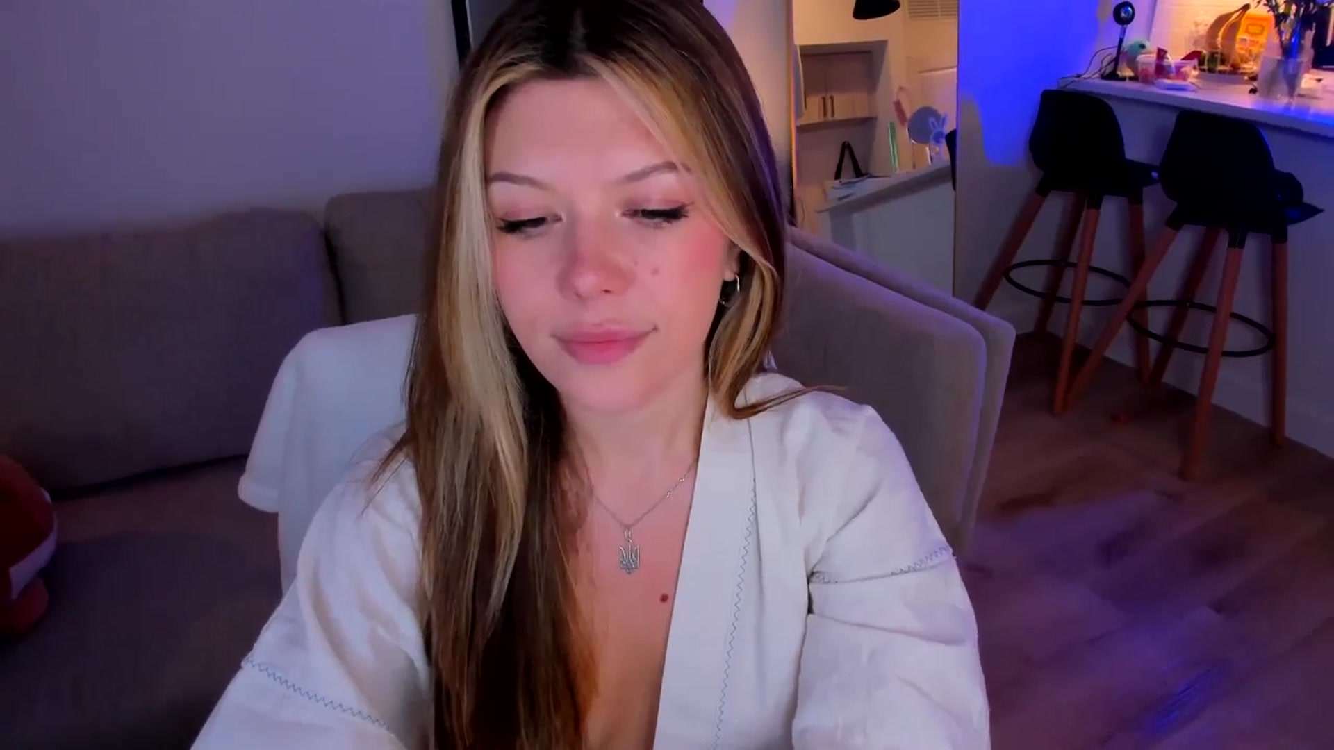 Gallery image thumbnail from Just_Vi's myfreecams stream on, 07/01/2025, 06:30 image 20 of 20