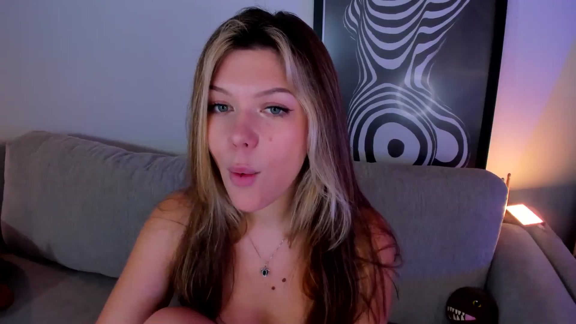 Gallery image thumbnail from Just_Vi's myfreecams stream on, 07/08/2025, 06:47 image 12 of 20