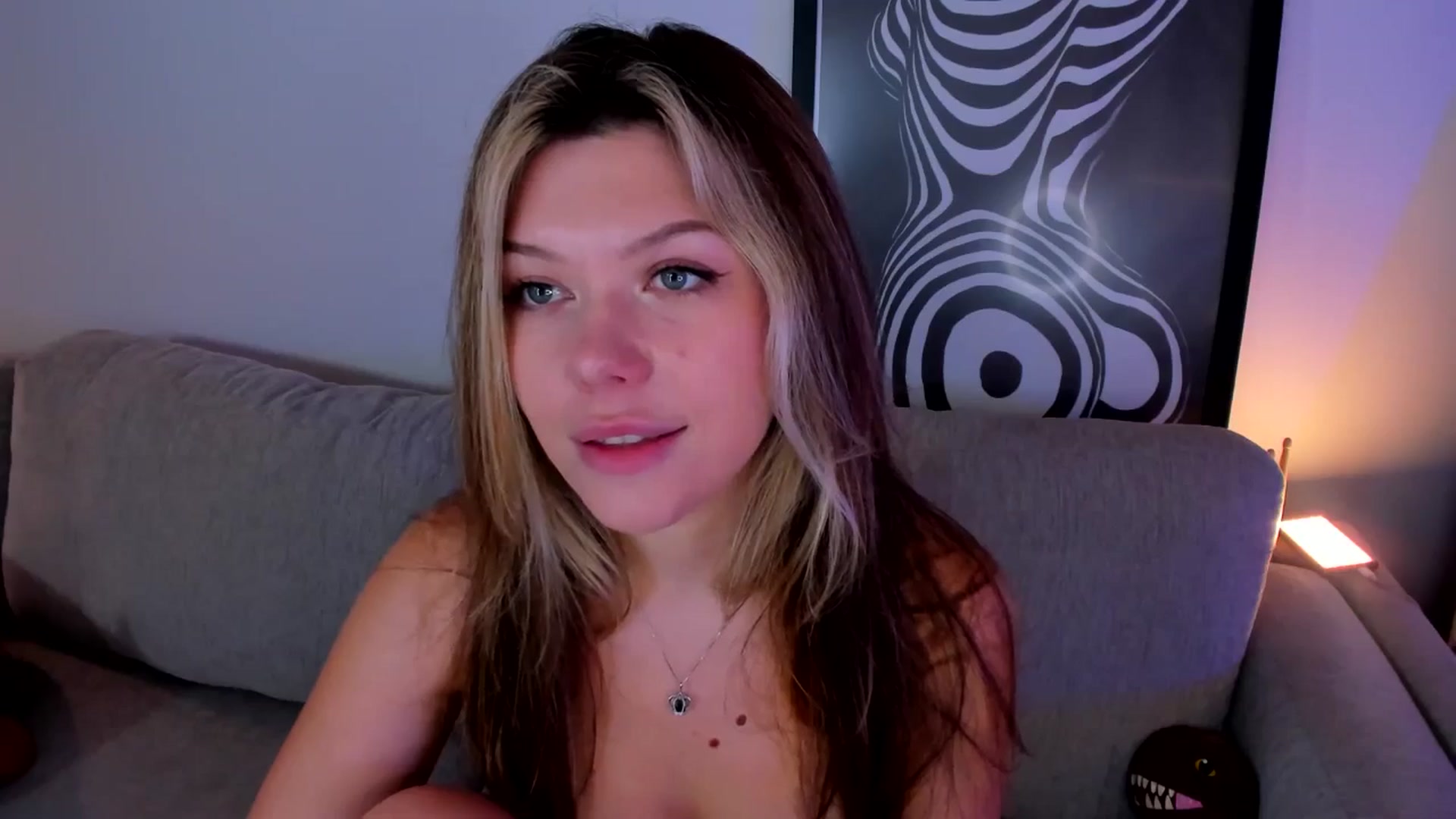 Gallery image thumbnail from Just_Vi's myfreecams stream on, 07/08/2025, 06:47 image 9 of 20