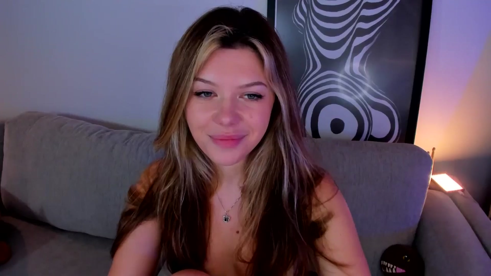 Gallery image thumbnail from Just_Vi's myfreecams stream on, 07/08/2025, 06:47 image 16 of 20