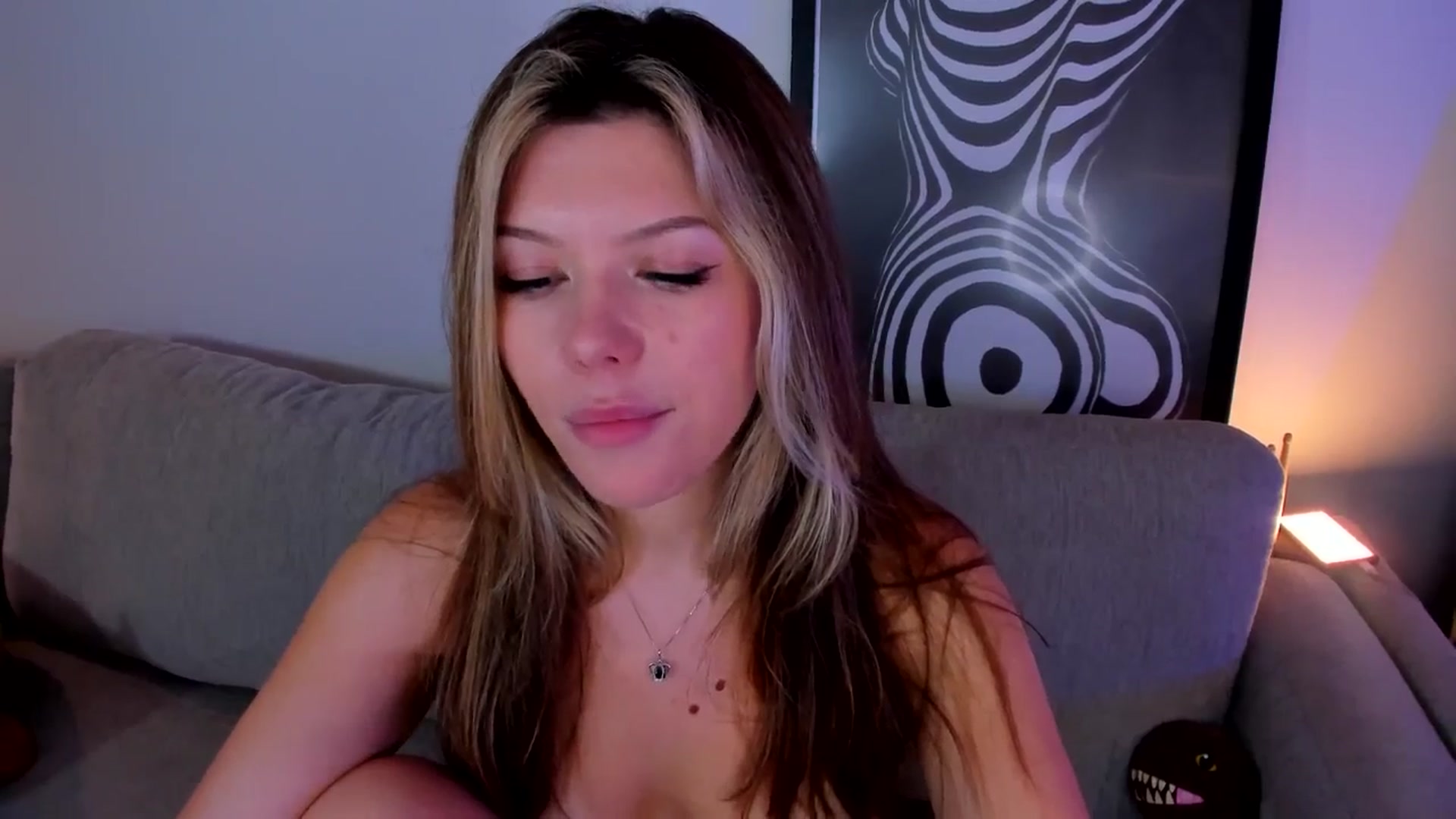 Gallery image thumbnail from Just_Vi's myfreecams stream on, 07/08/2025, 06:47 image 10 of 20