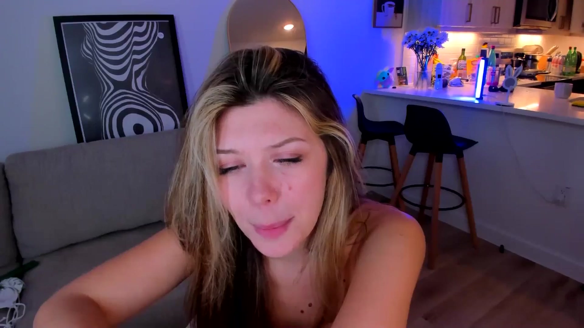 Gallery image thumbnail from Just_Vi's myfreecams stream on, 07/10/2025, 08:46 image 10 of 20