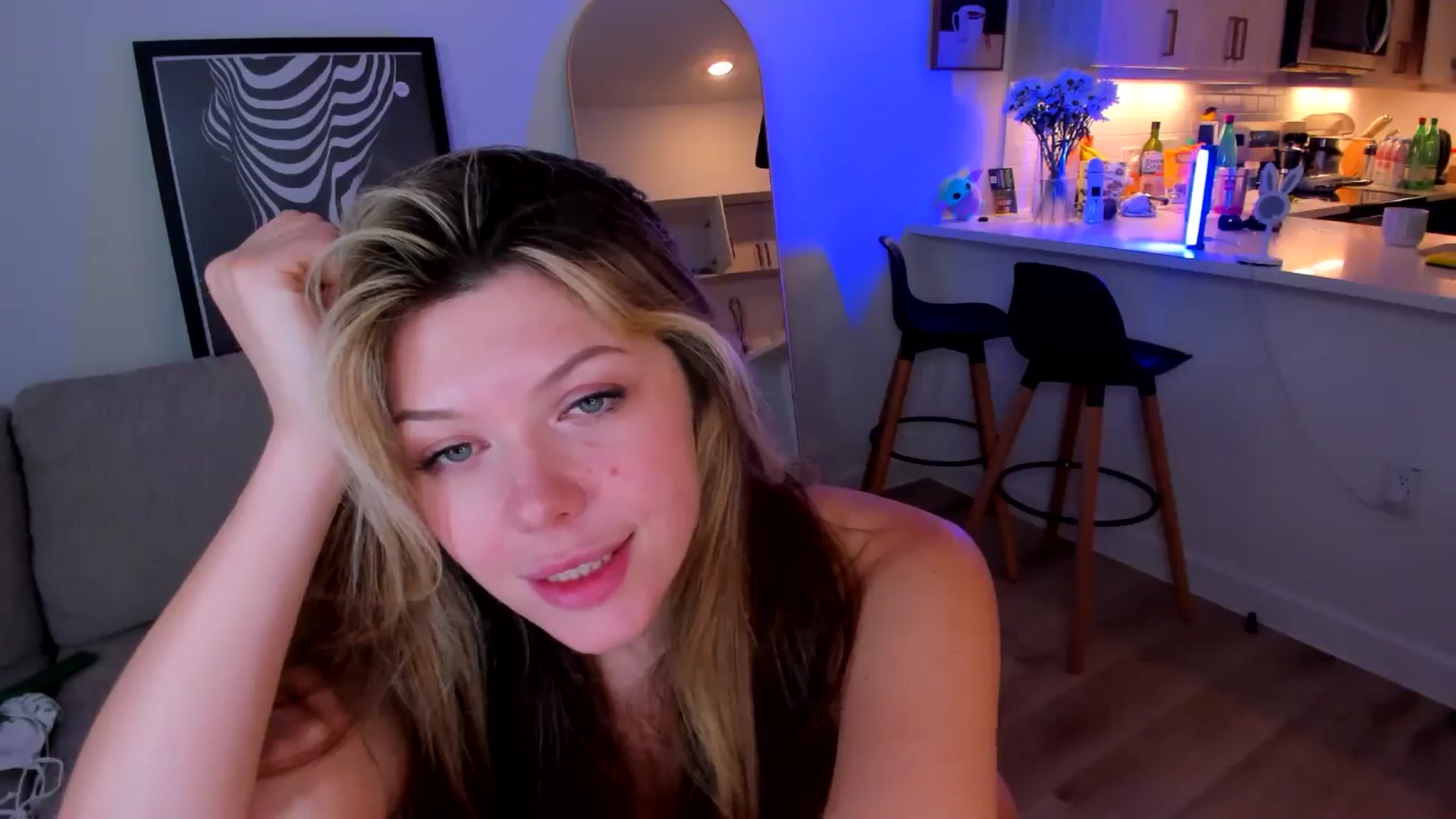 Gallery image thumbnail from Just_Vi's myfreecams stream on, 07/10/2025, 08:46 image 16 of 20