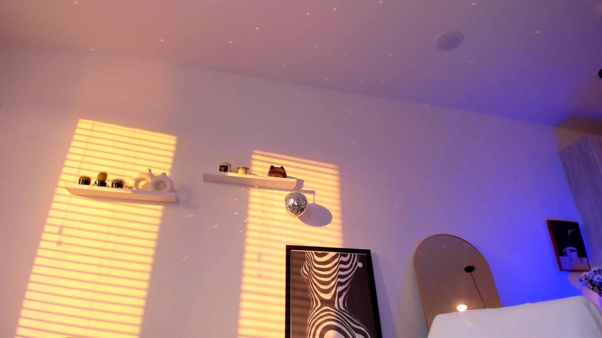 Gallery image thumbnail from Just_Vi's myfreecams stream on, 07/11/2025, 05:17 image 3 of 20
