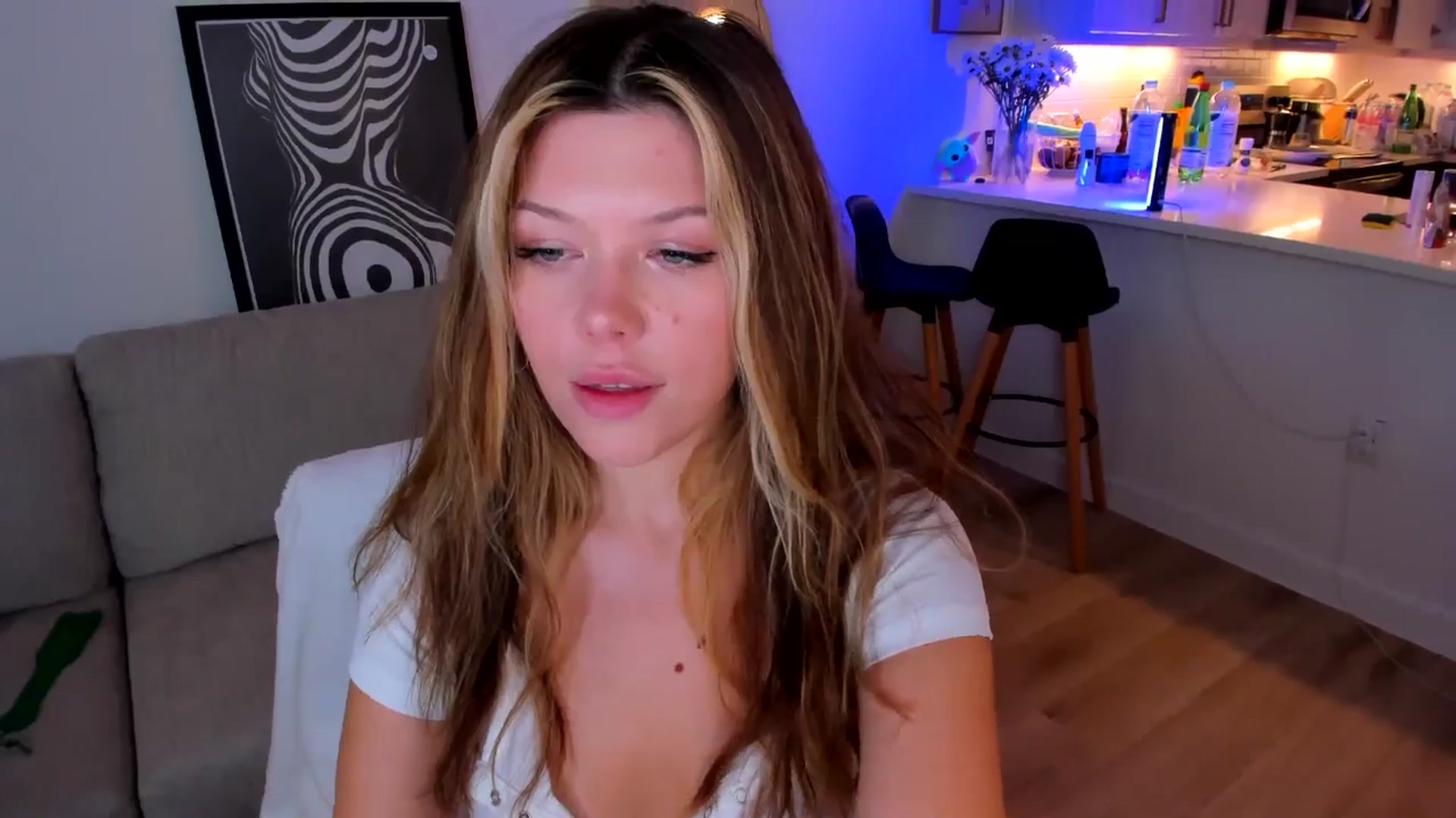 Gallery image thumbnail from Just_Vi's myfreecams stream on, 07/13/2025, 06:06 image 9 of 20