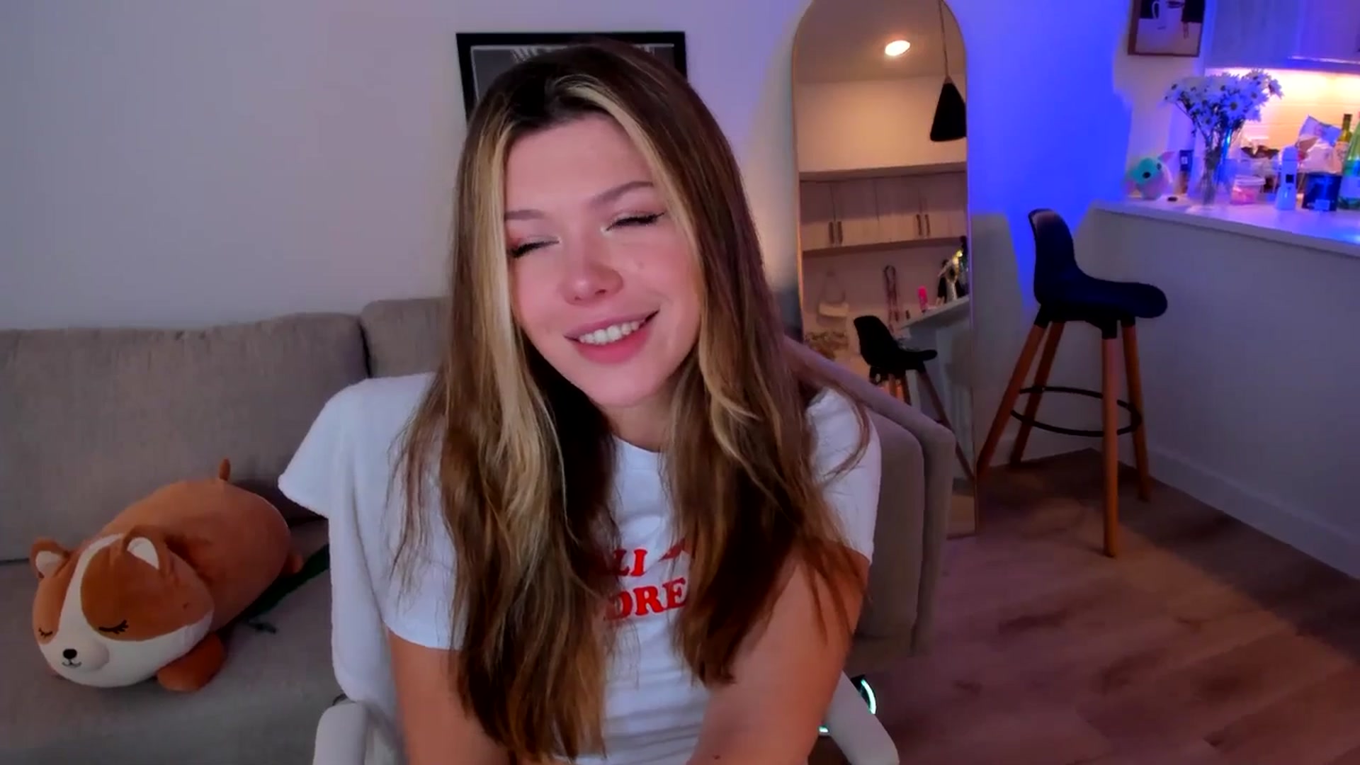 Gallery image thumbnail from Just_Vi's myfreecams stream on, 07/15/2025, 03:04 image 8 of 20