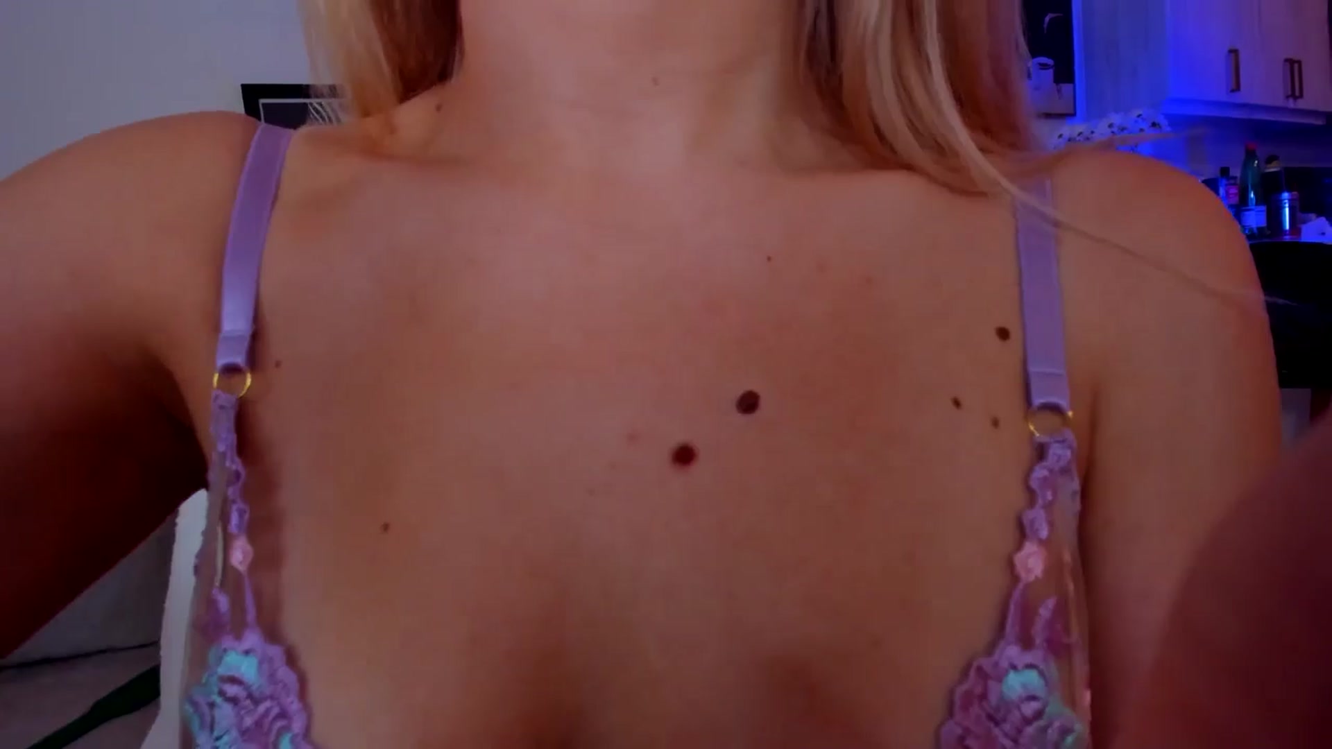 Gallery image thumbnail from Just_Vi's myfreecams stream on, 07/17/2025, 05:31 image 11 of 20