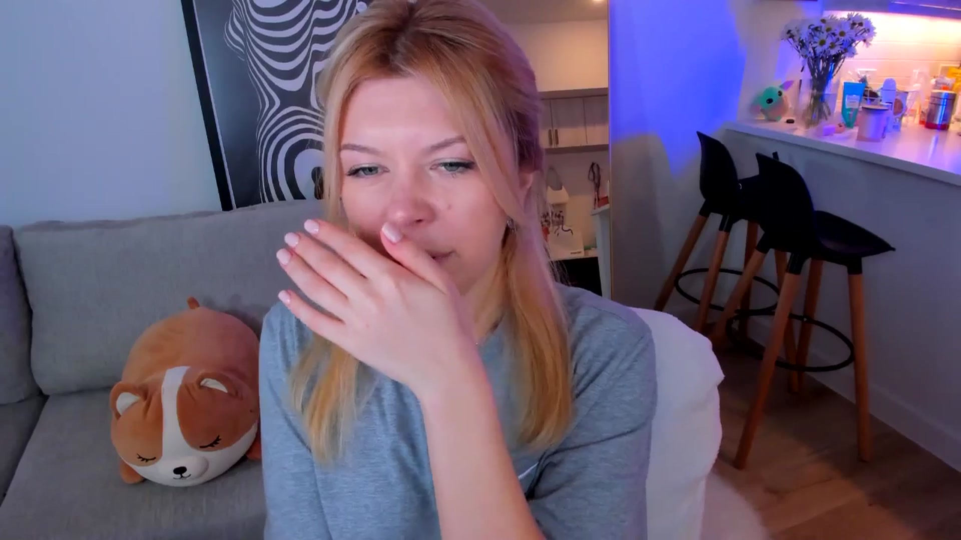 Gallery image thumbnail from Just_Vi's myfreecams stream on, 07/21/2025, 03:01 image 17 of 20