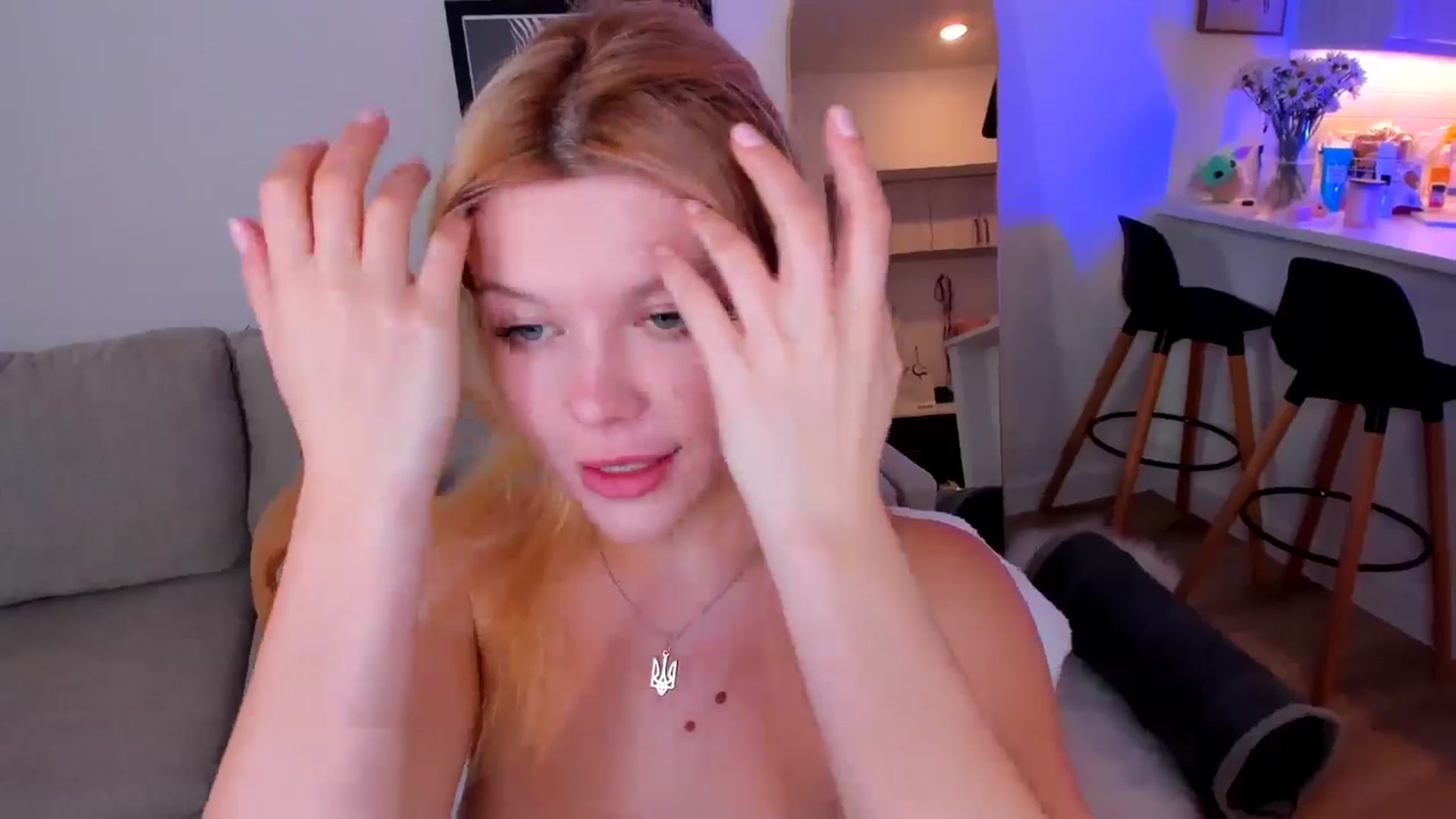 Gallery image thumbnail from Just_Vi's myfreecams stream on, 07/22/2025, 06:23 image 3 of 20
