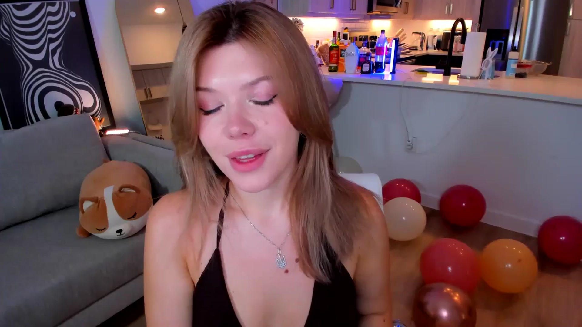 Gallery image thumbnail from Just_Vi's myfreecams stream on, 07/23/2025, 07:16 image 4 of 20