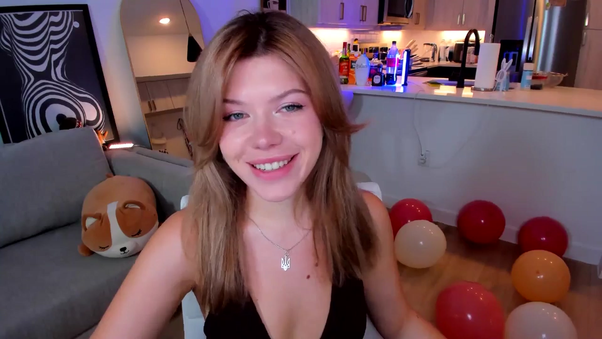 Gallery image thumbnail from Just_Vi's myfreecams stream on, 07/23/2025, 07:16 image 2 of 20