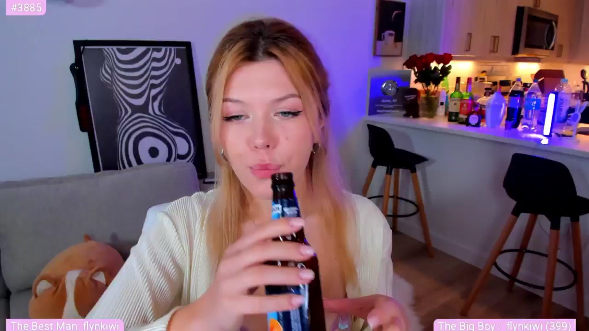 Gallery image thumbnail from Just_Vi's myfreecams stream on, 08/13/2025, 06:02 image 5 of 20