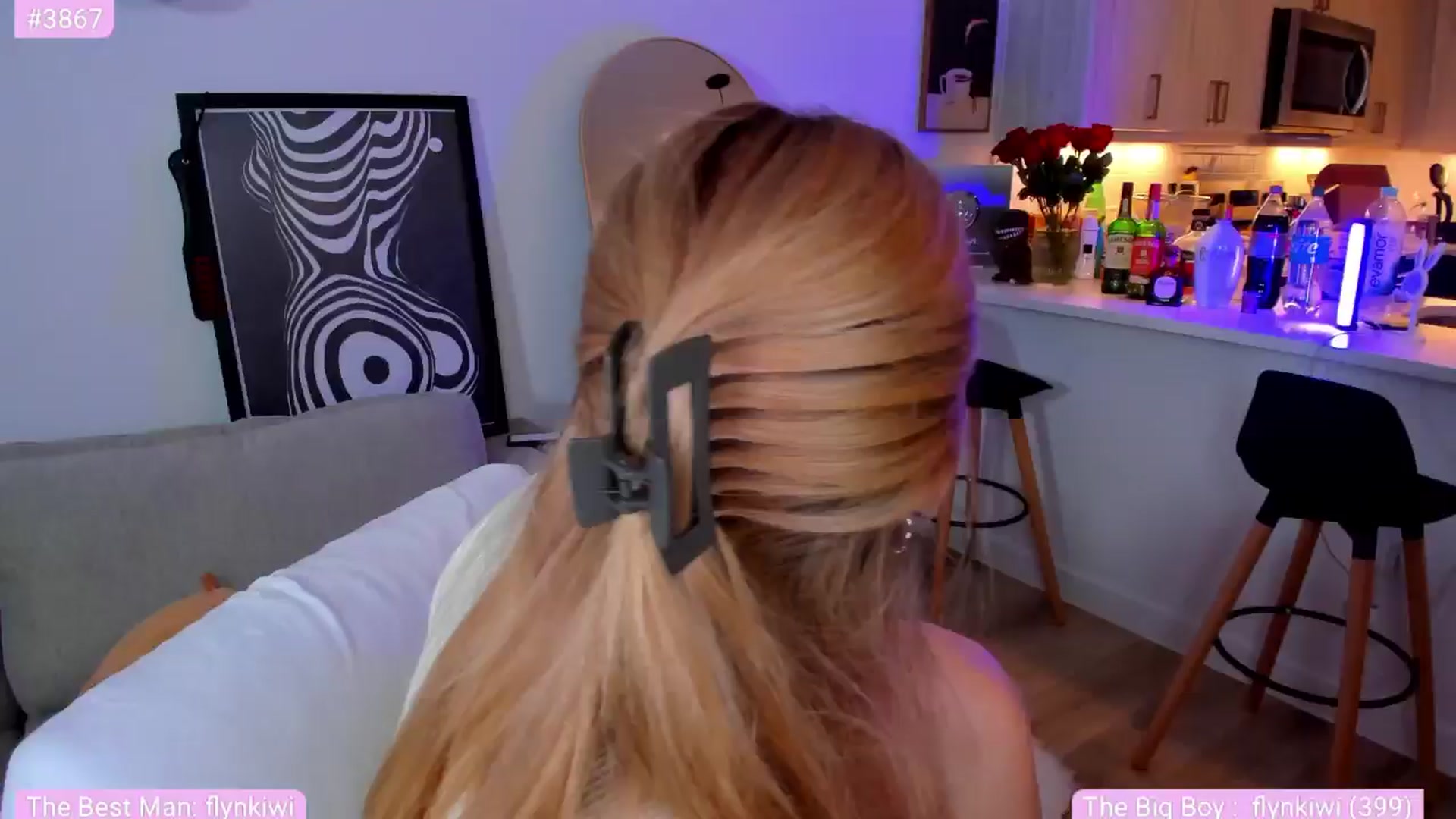 Gallery image thumbnail from Just_Vi's myfreecams stream on, 08/13/2025, 06:02 image 7 of 20