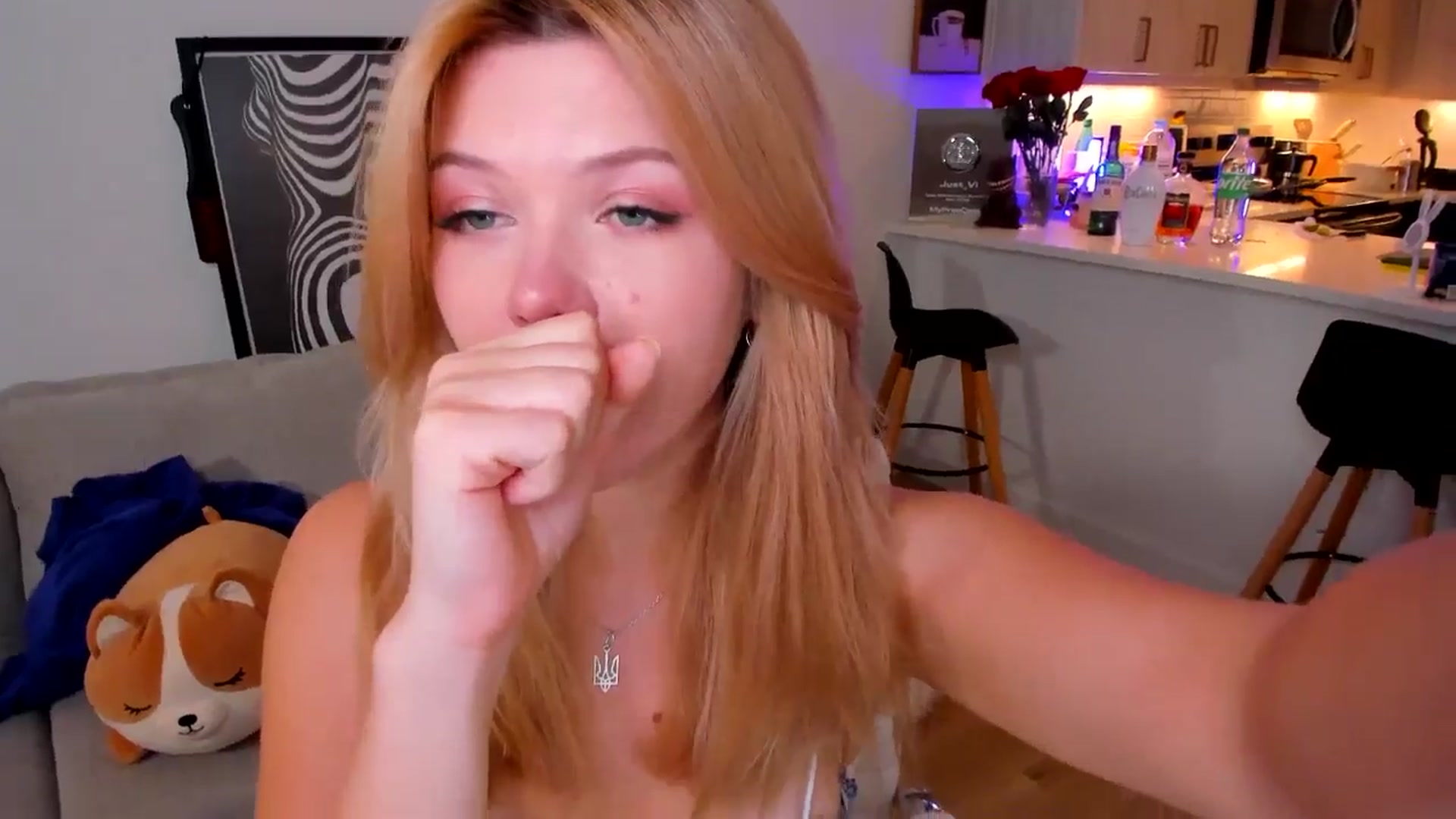 Gallery image thumbnail from Just_Vi's myfreecams stream on, 08/14/2025, 06:37 image 7 of 20
